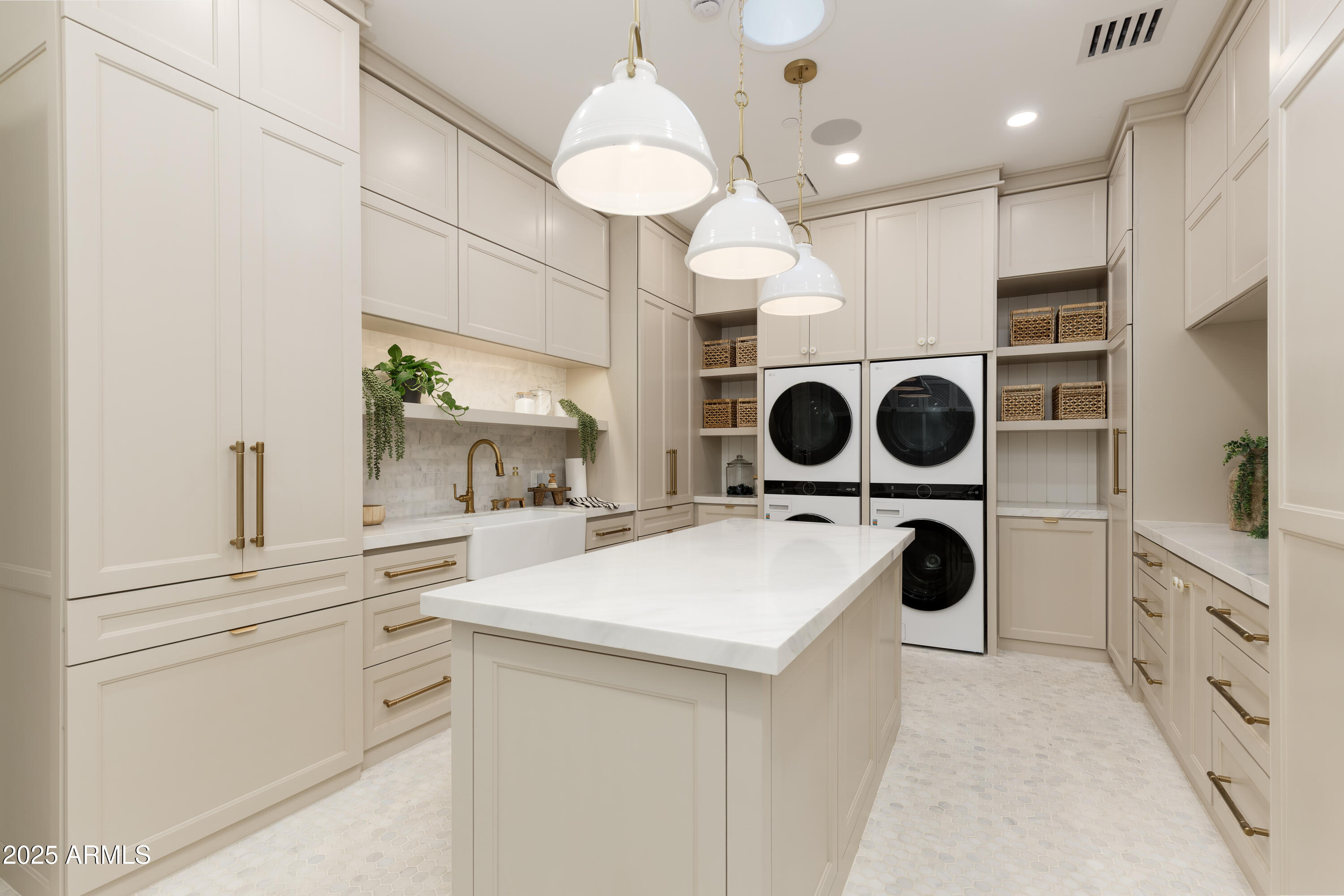 CIRCLE G RANCHES 4 UNIT 1 - Residential