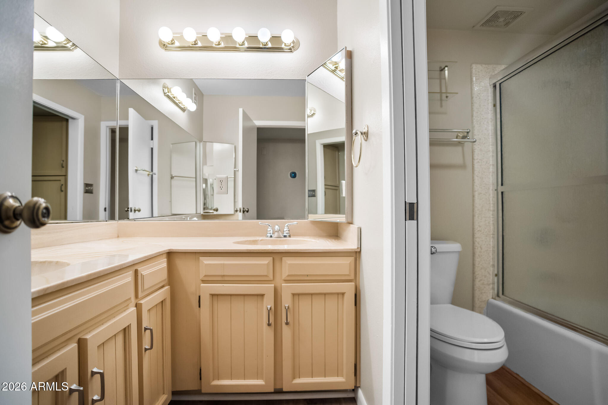 GLENMEADE ESTATES - Residential