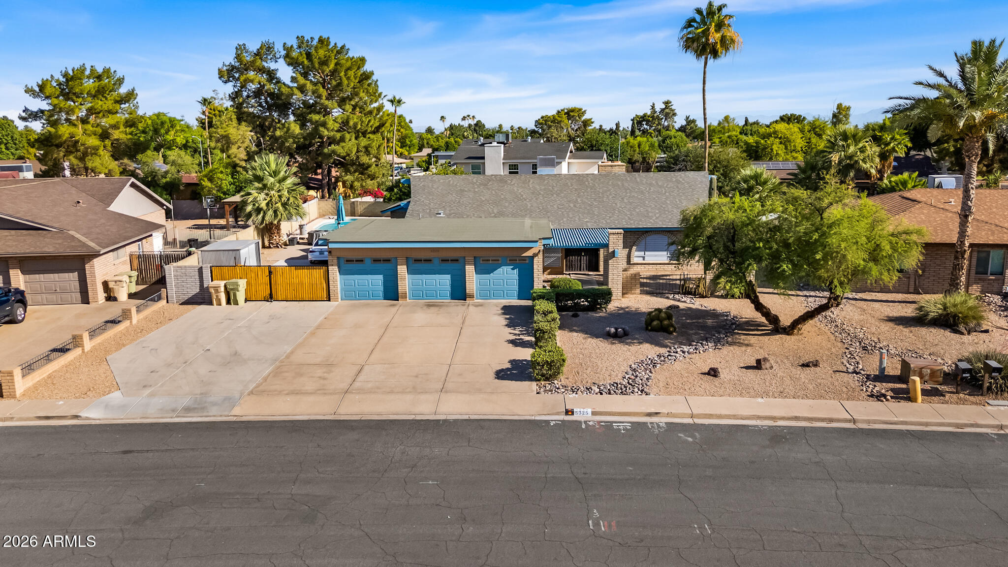 GLENMEADE ESTATES - Residential