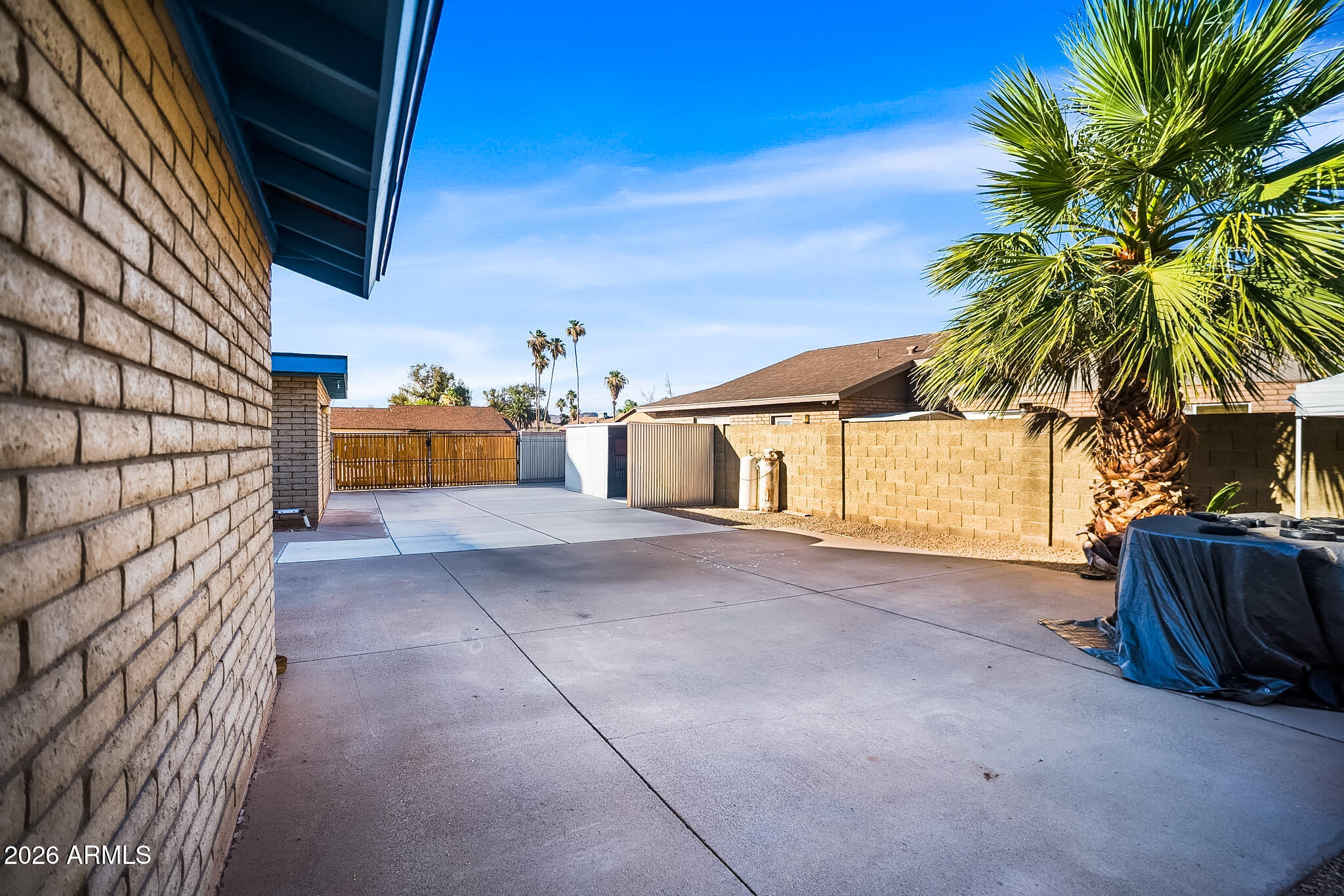 GLENMEADE ESTATES - Residential