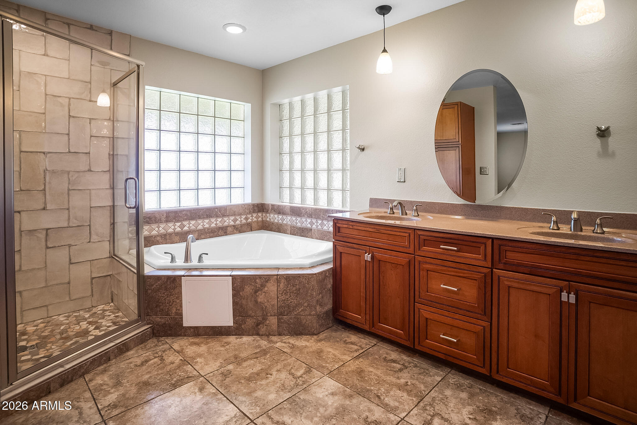 GLENMEADE ESTATES - Residential
