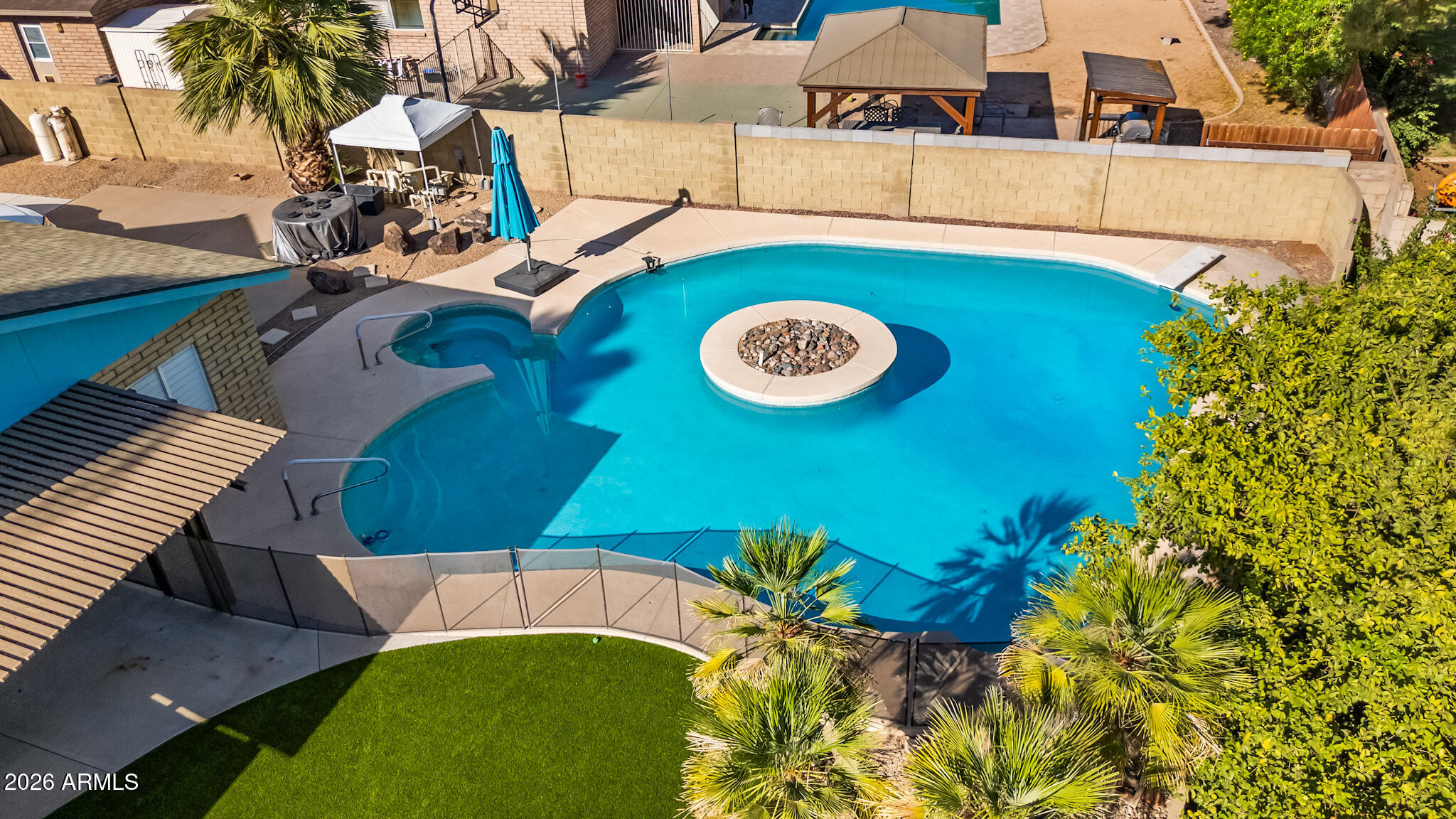 GLENMEADE ESTATES - Residential