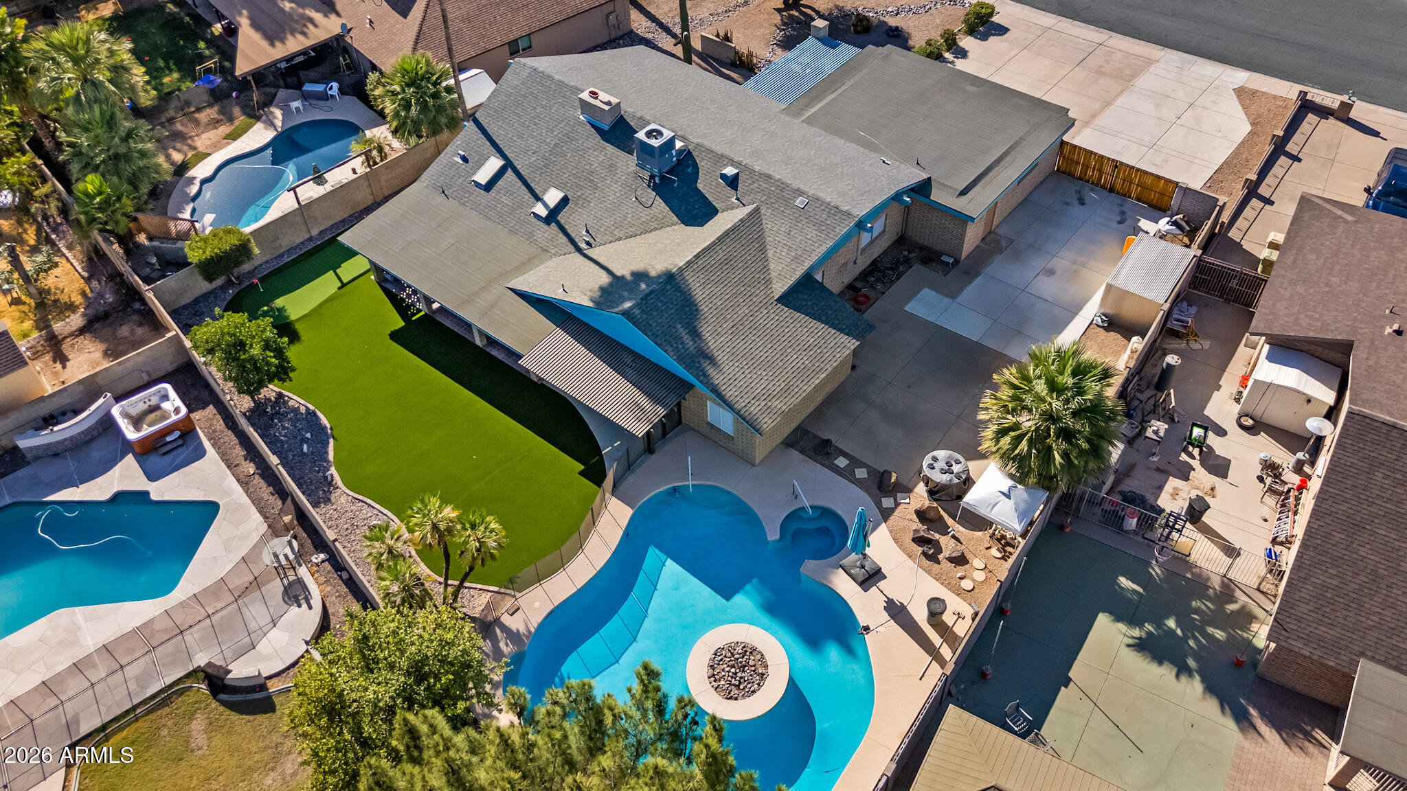 GLENMEADE ESTATES - Residential