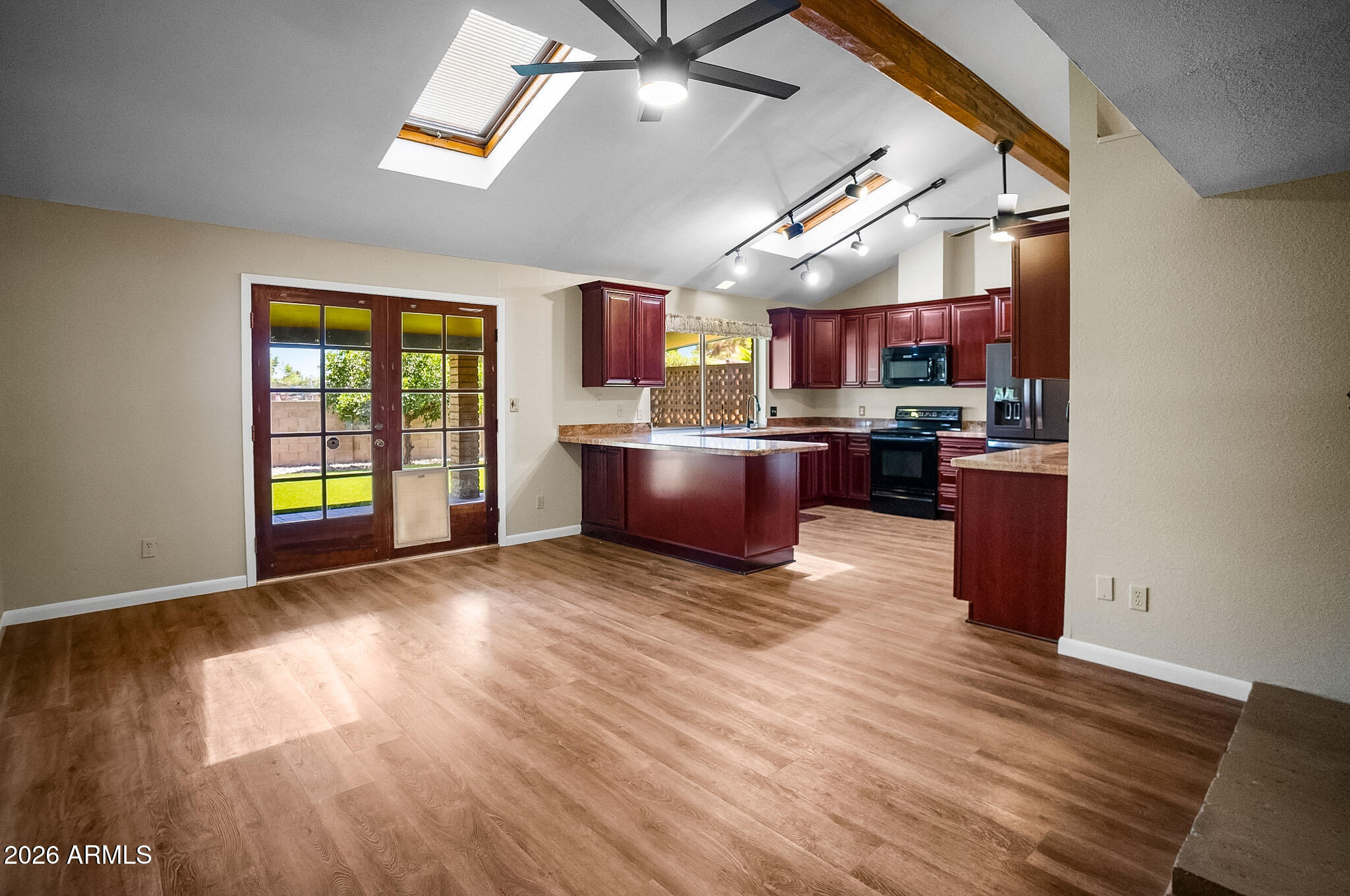 GLENMEADE ESTATES - Residential