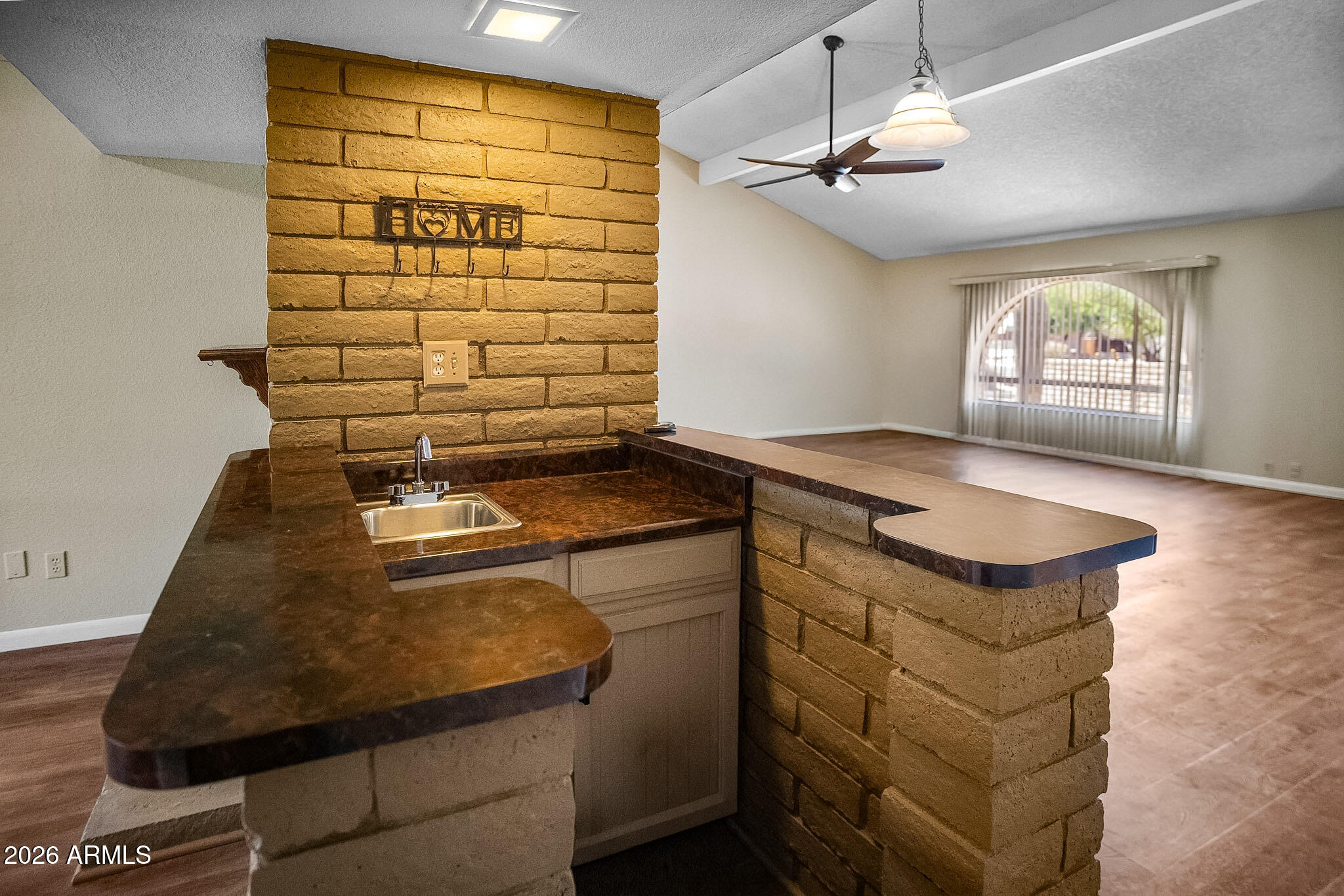 GLENMEADE ESTATES - Residential