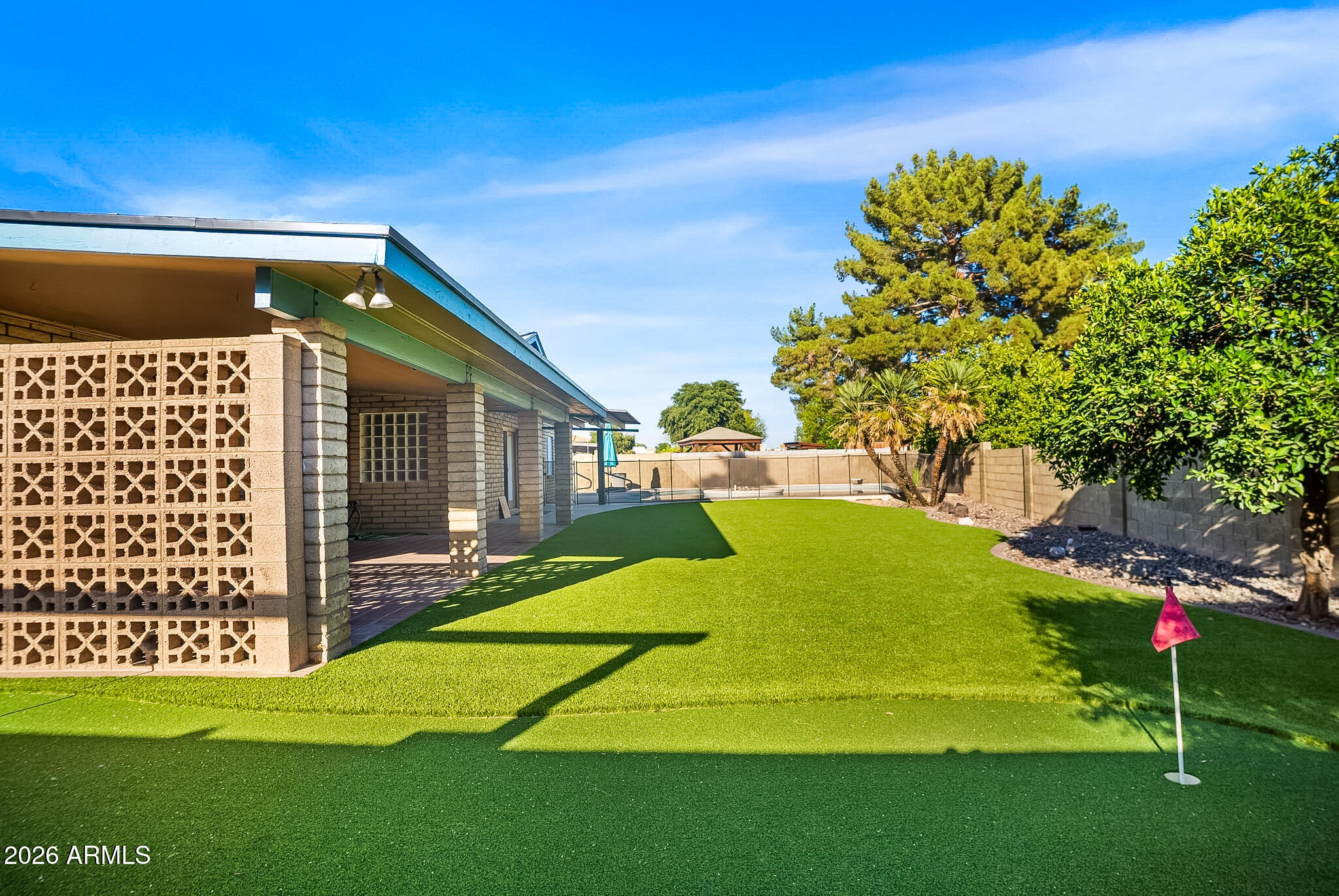 GLENMEADE ESTATES - Residential
