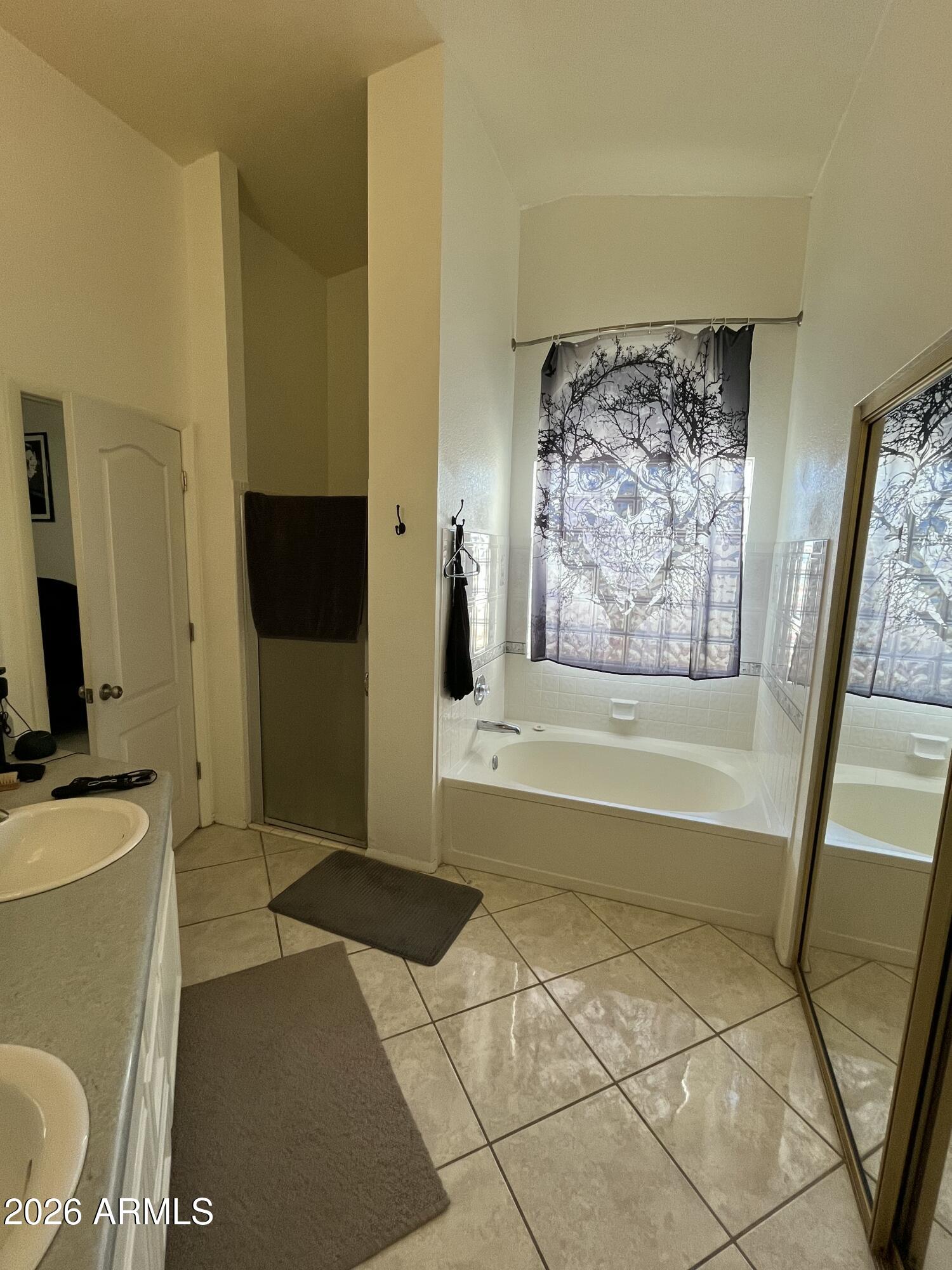 MISSION HILLS ESTATES PHASE 2 - Residential