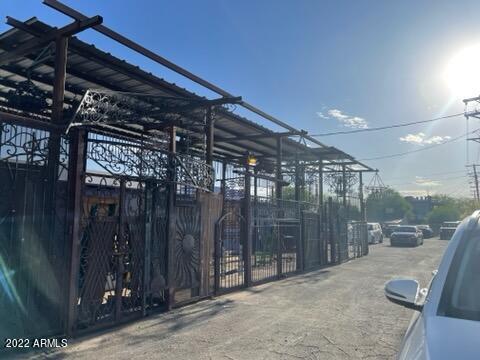 Central Gardens - Commercial Sale