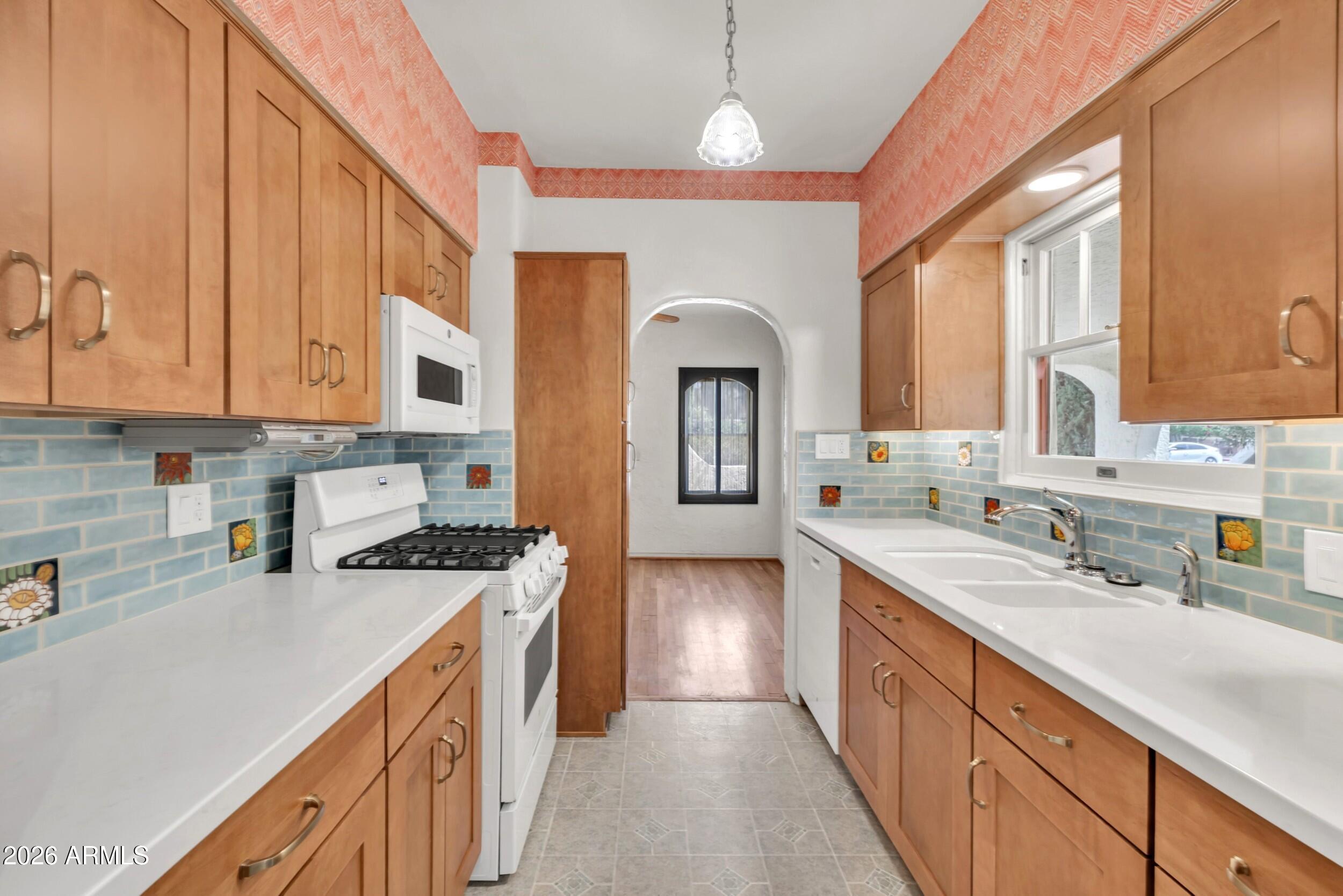 Cheery lynn Historic District - Residential
