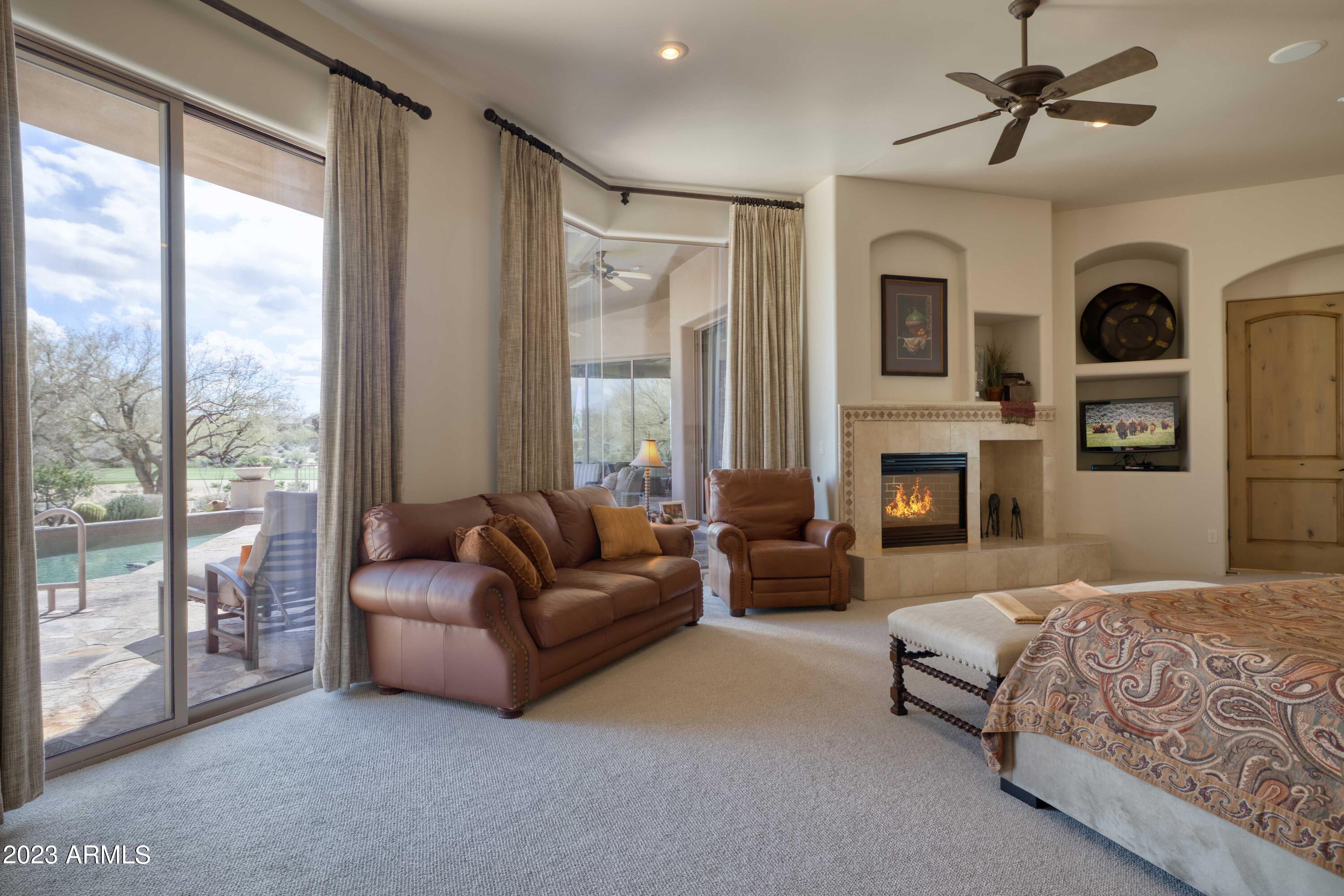 DESERT MOUNTAIN PHASE 1 UNIT FOUR - Residential