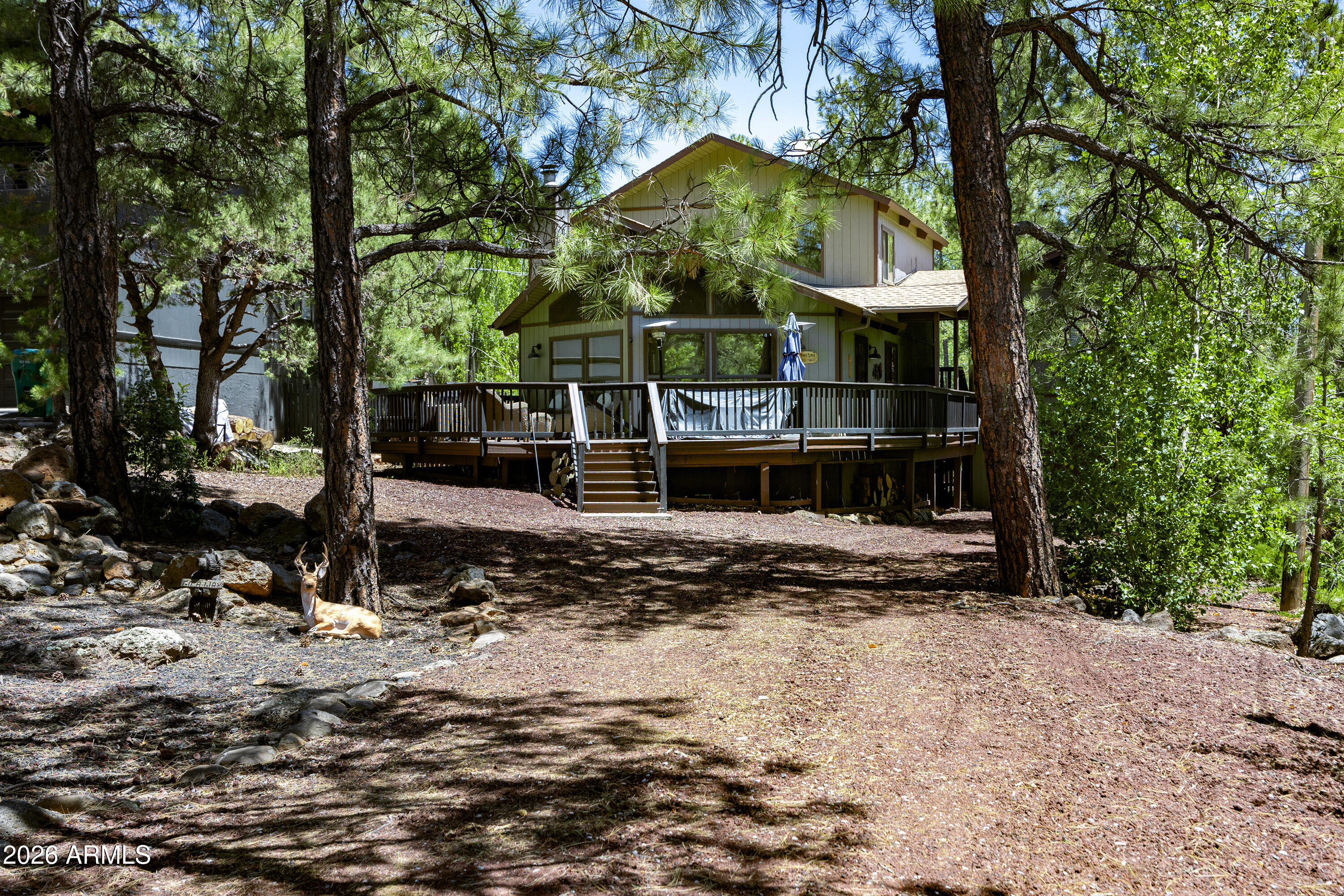 PINEWOOD 16 - Residential