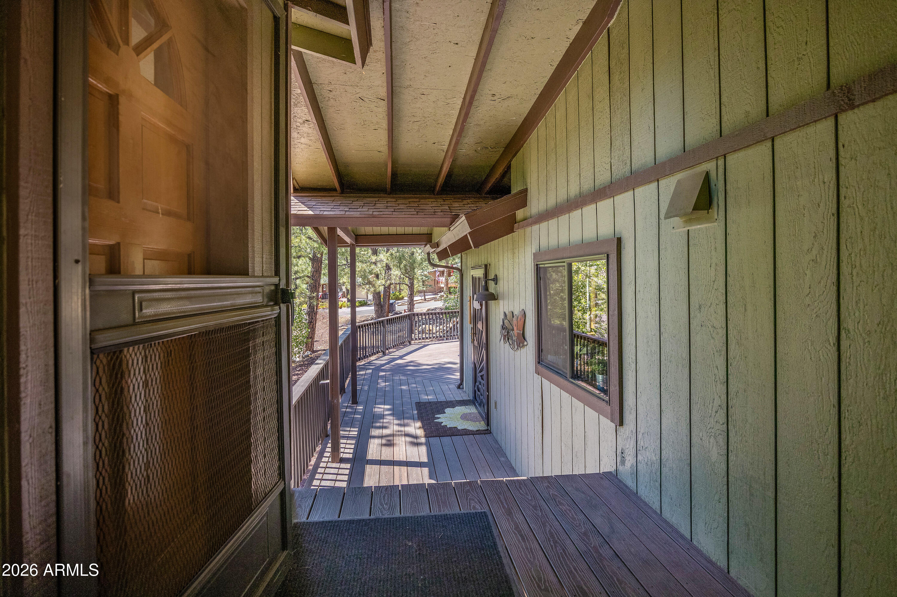 PINEWOOD 16 - Residential
