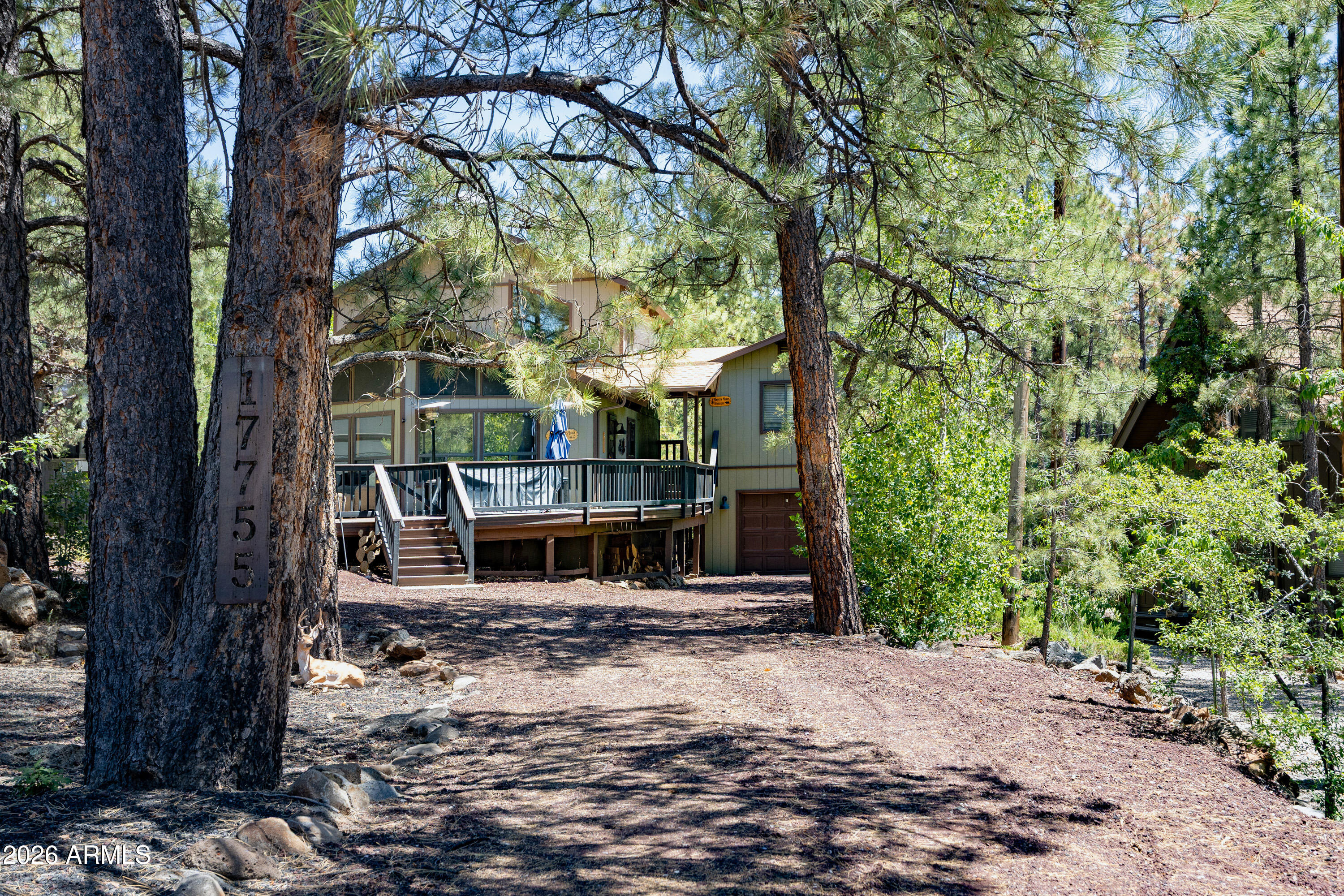 PINEWOOD 16 - Residential