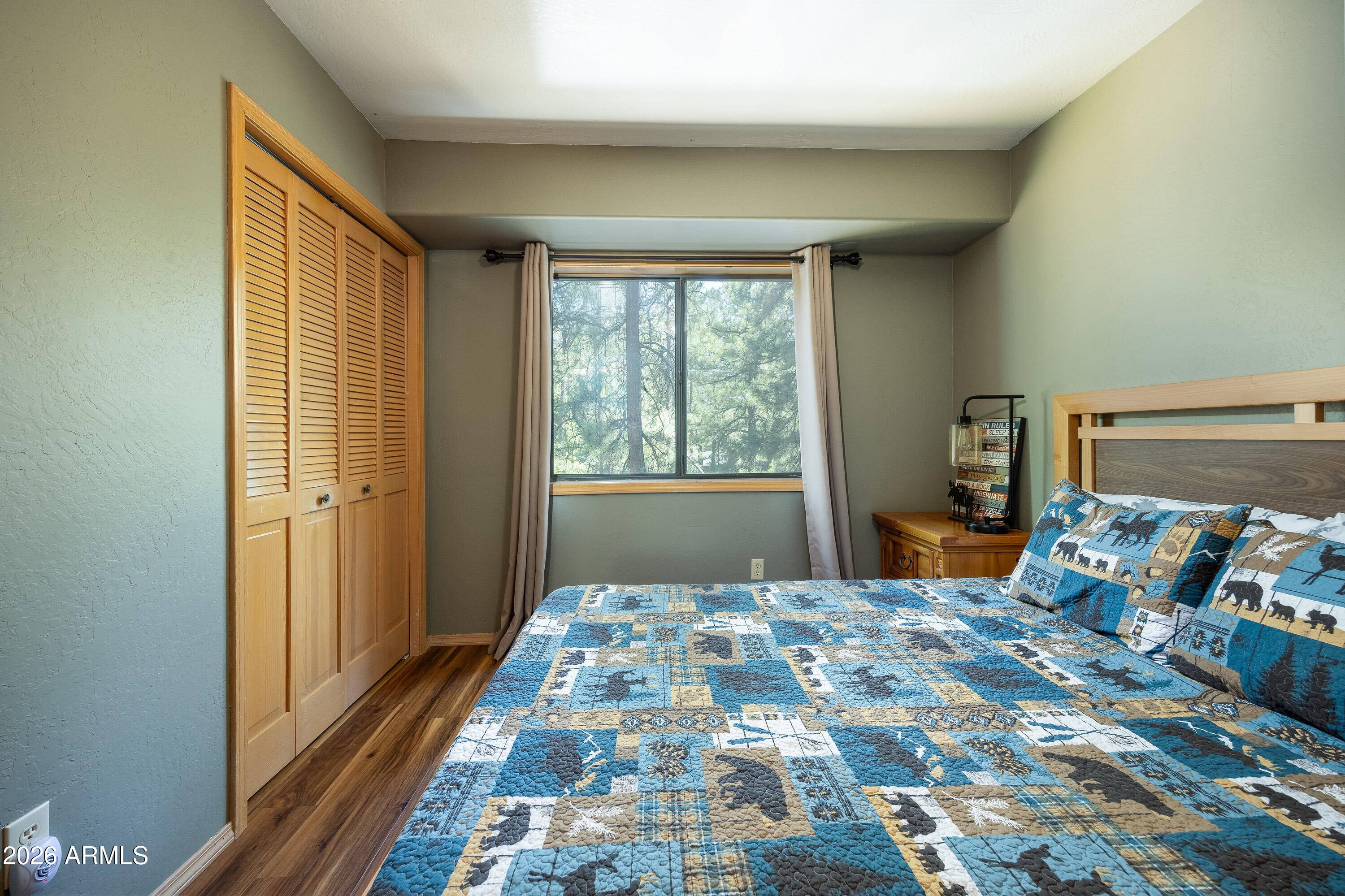 PINEWOOD 16 - Residential