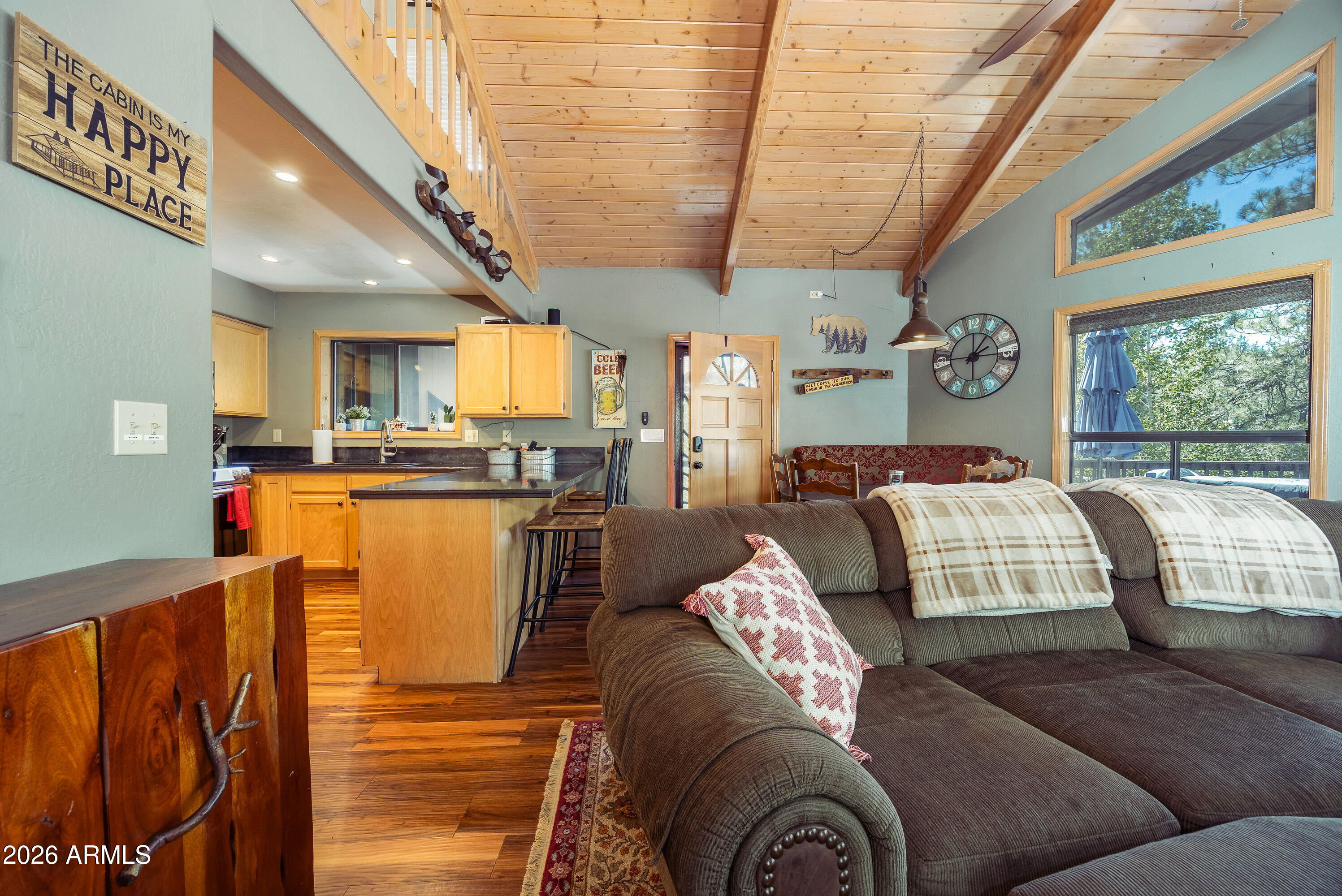 PINEWOOD 16 - Residential