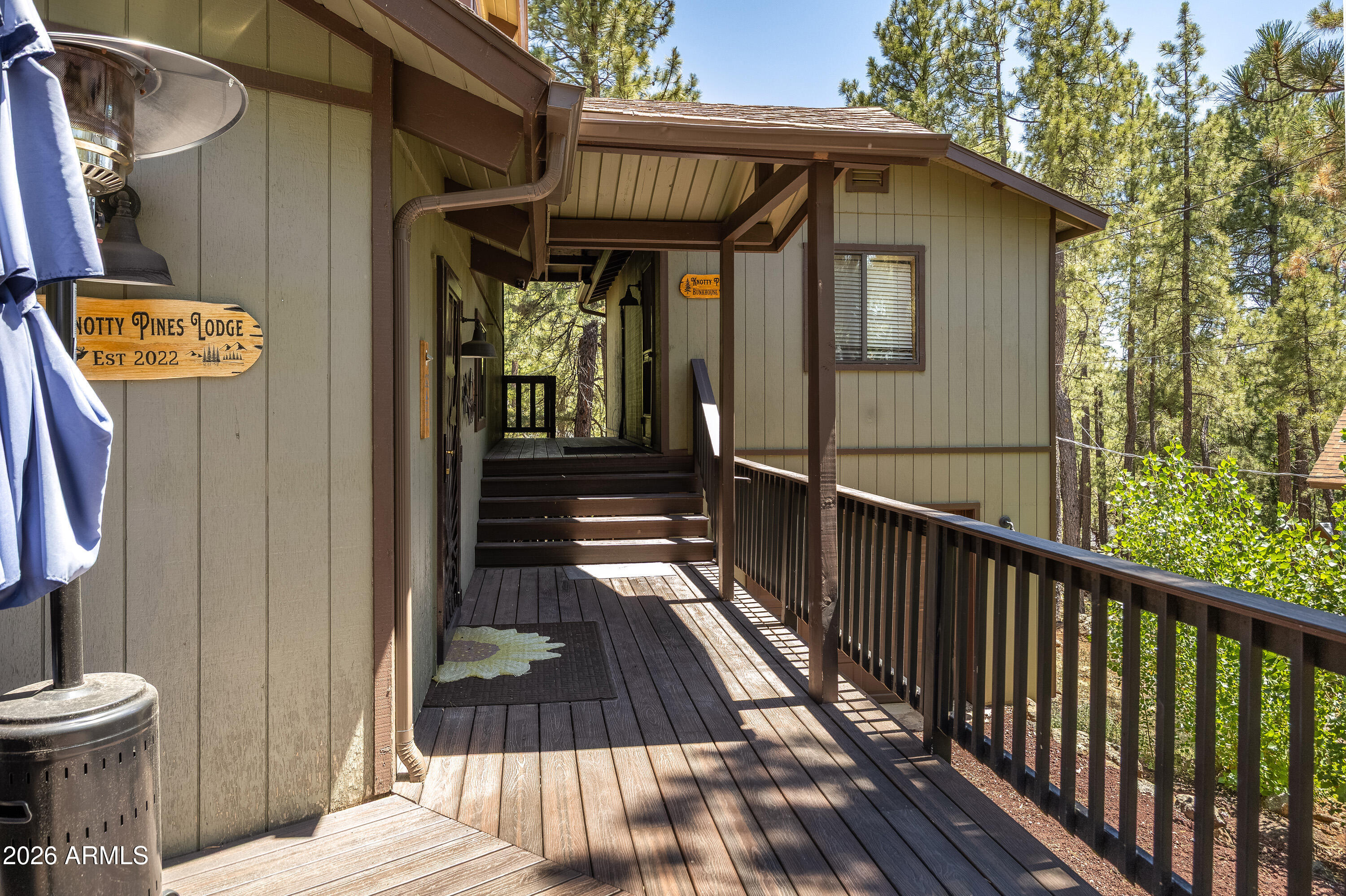 PINEWOOD 16 - Residential