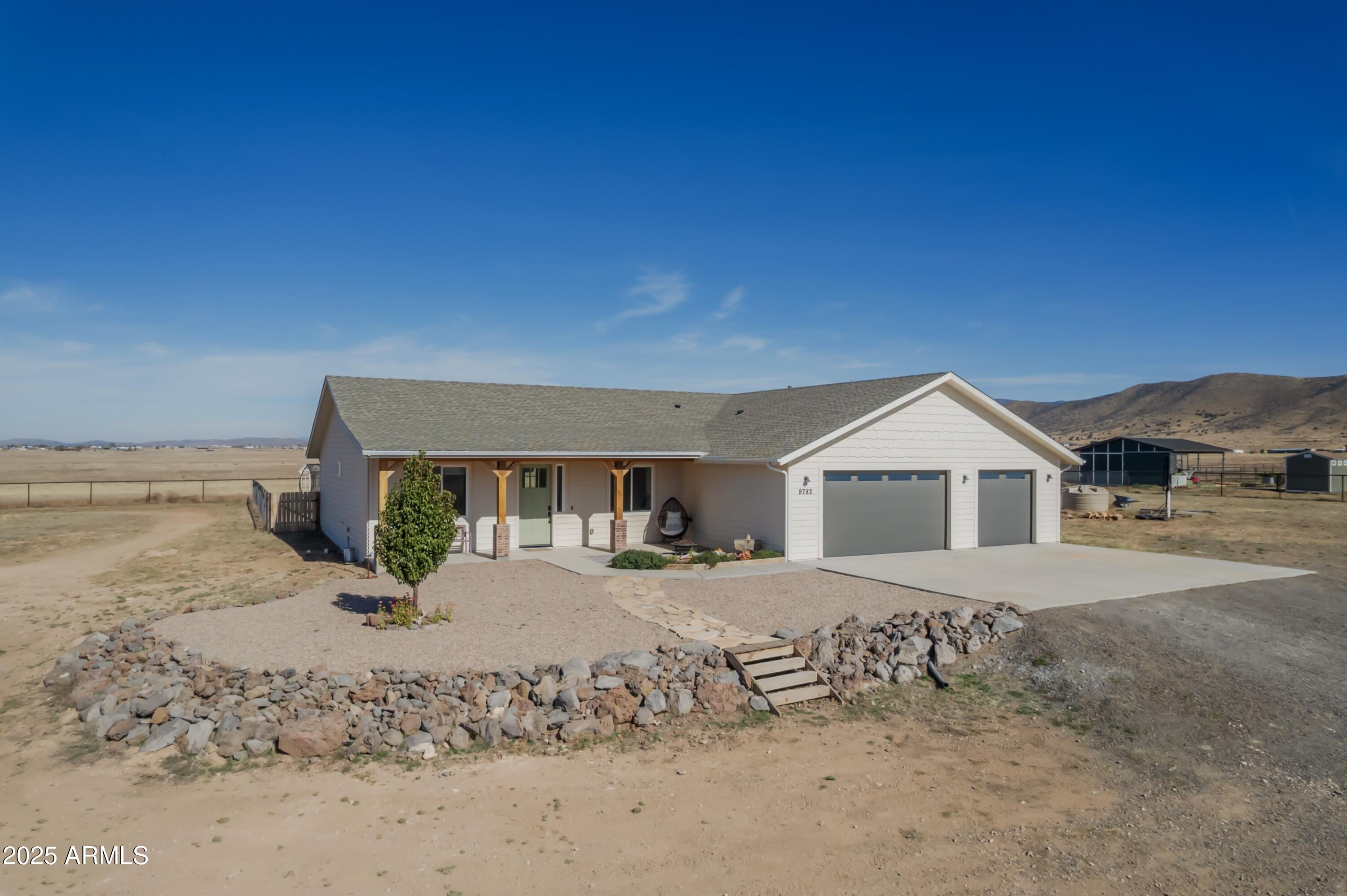 Lonesome Valley Ls 141/11 - Residential