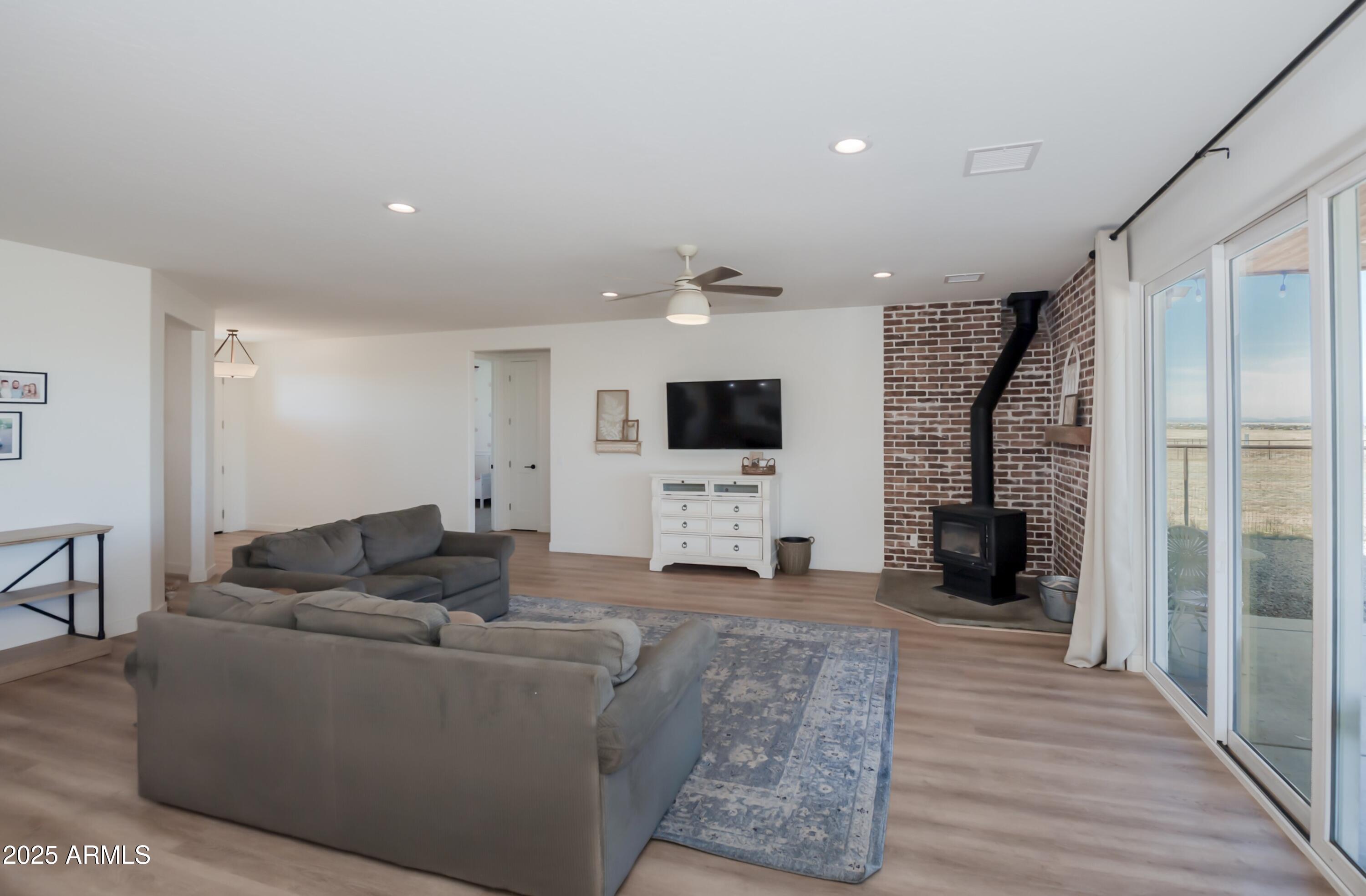 Lonesome Valley Ls 141/11 - Residential