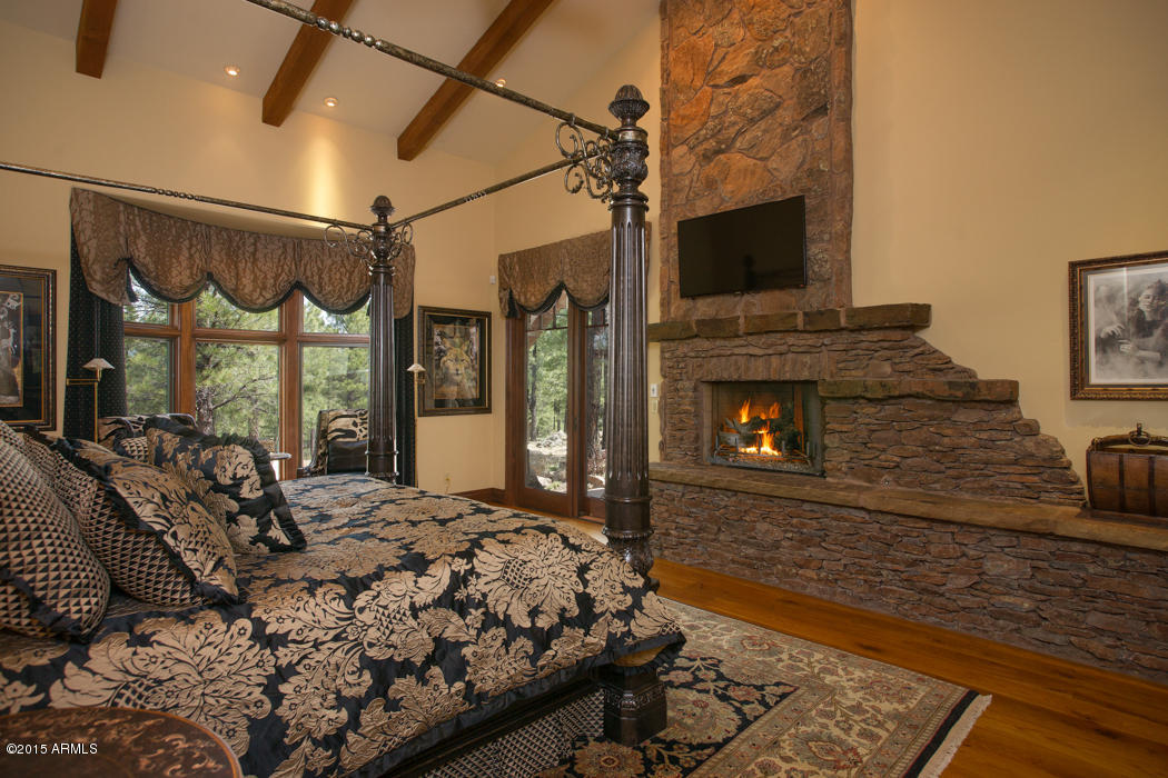 FOREST HIGHLANDS - Residential