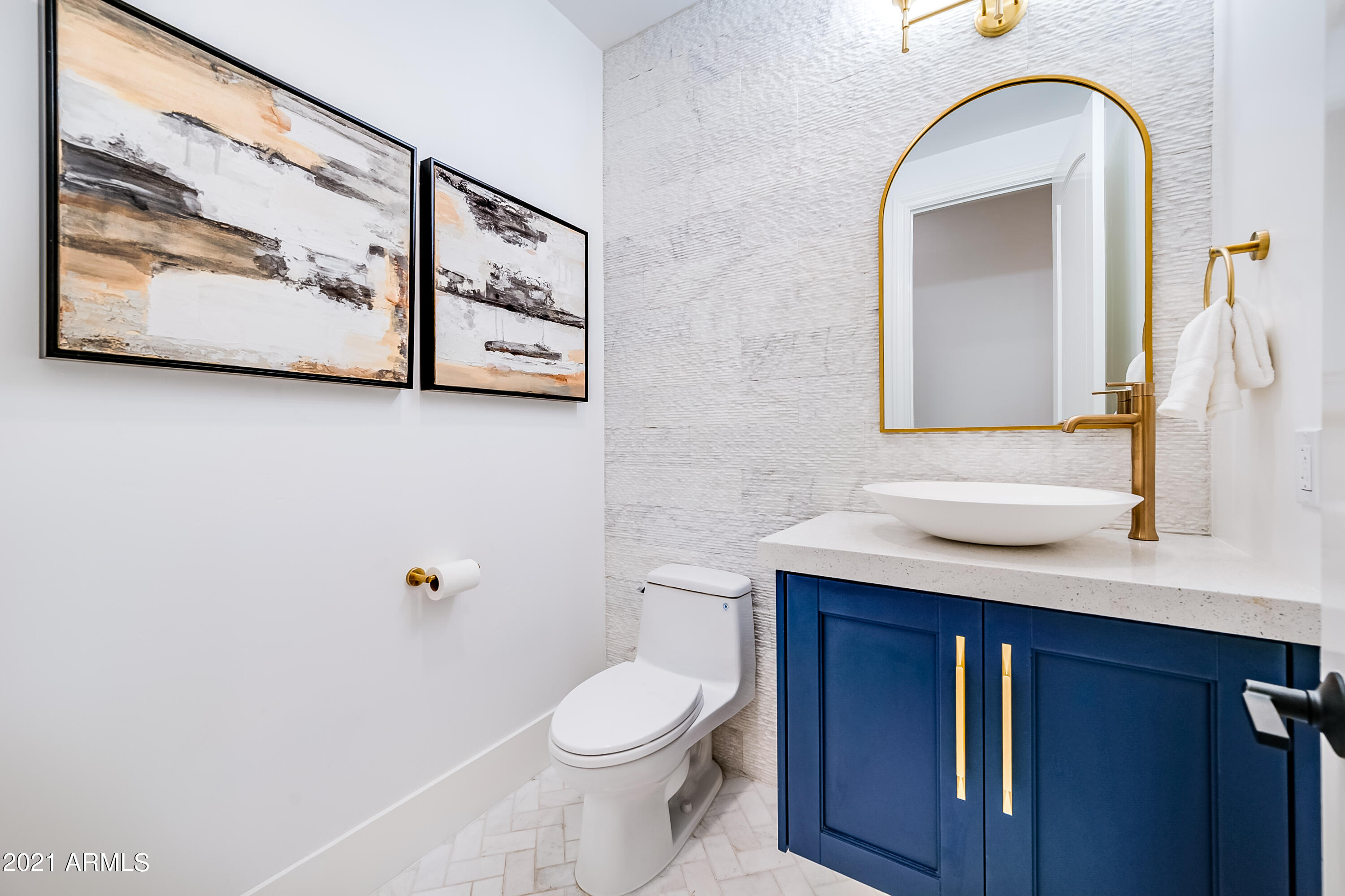 LOS DIAMANTES - Residential