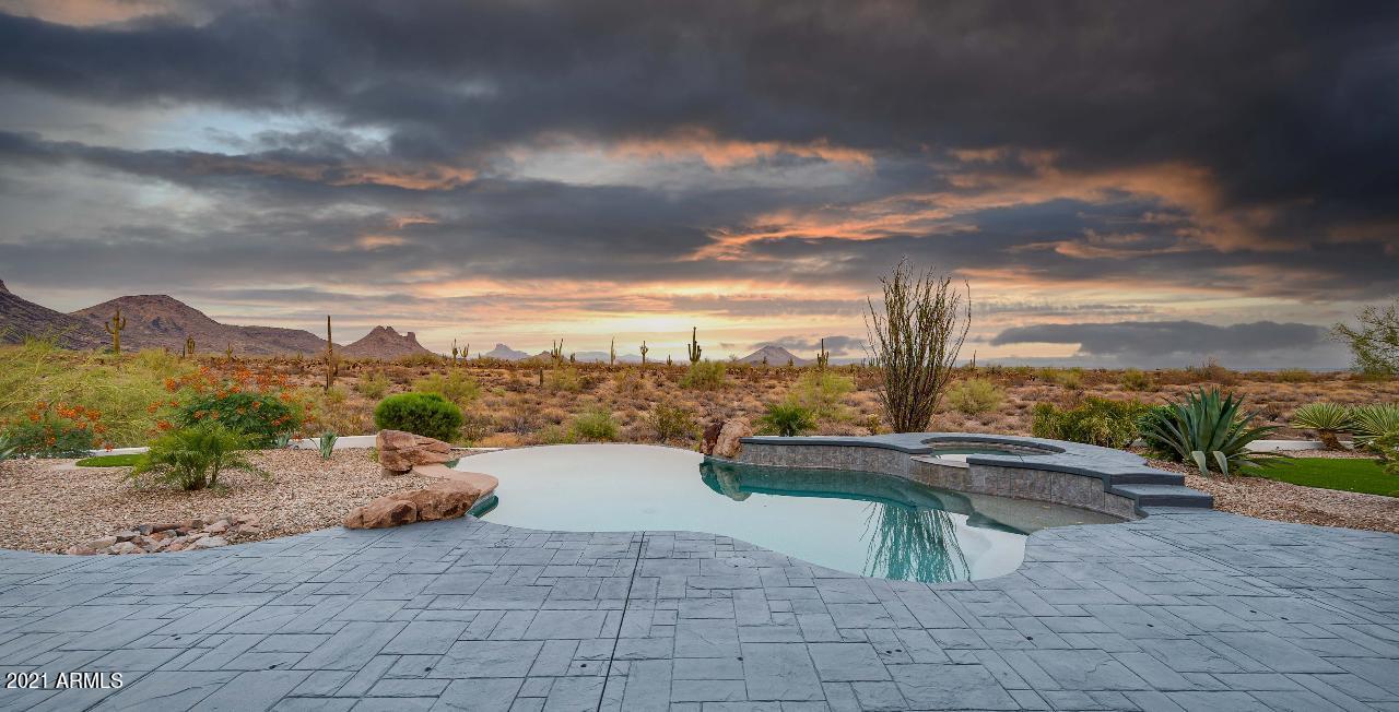 LOS DIAMANTES - Residential