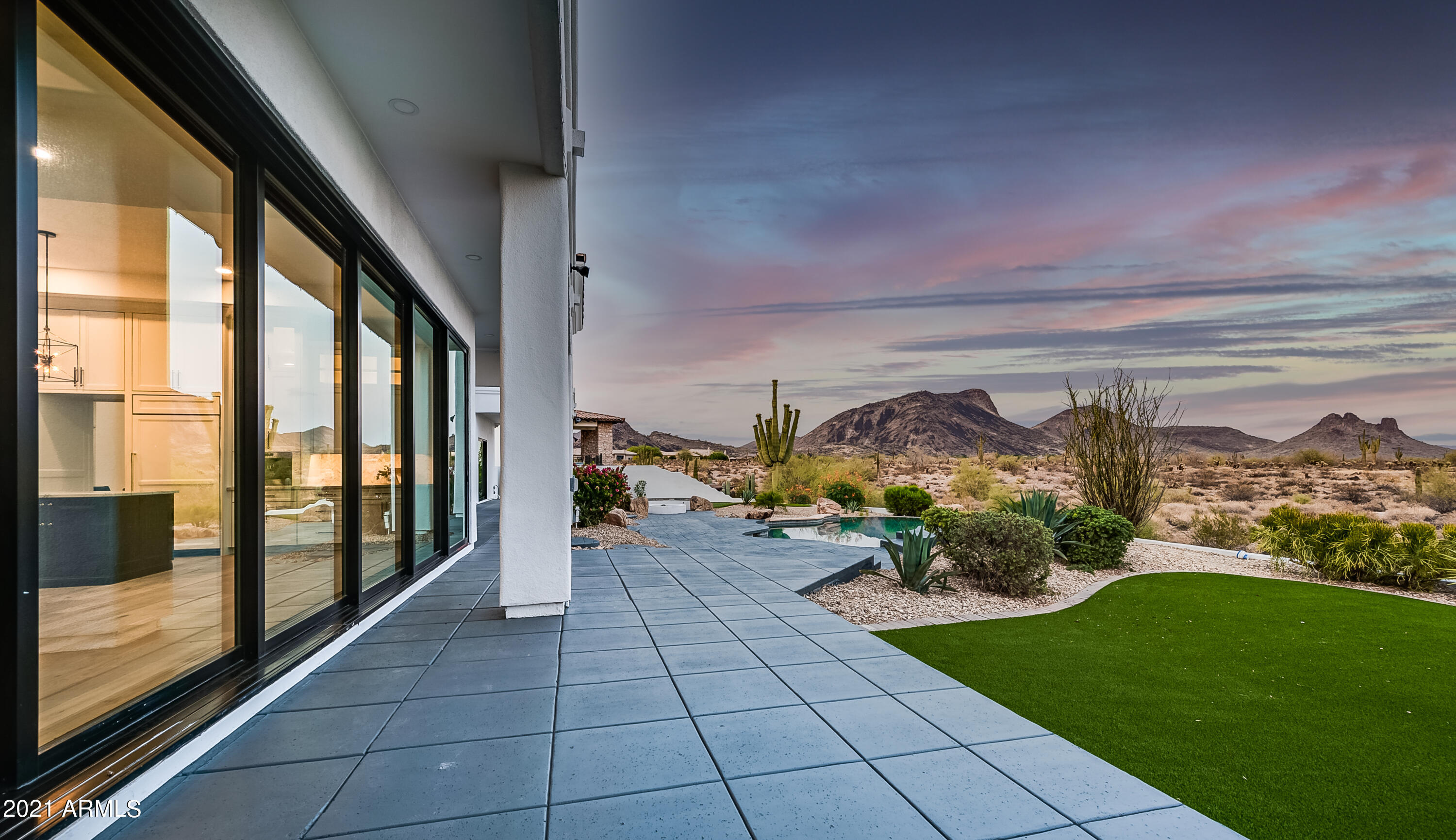 LOS DIAMANTES - Residential