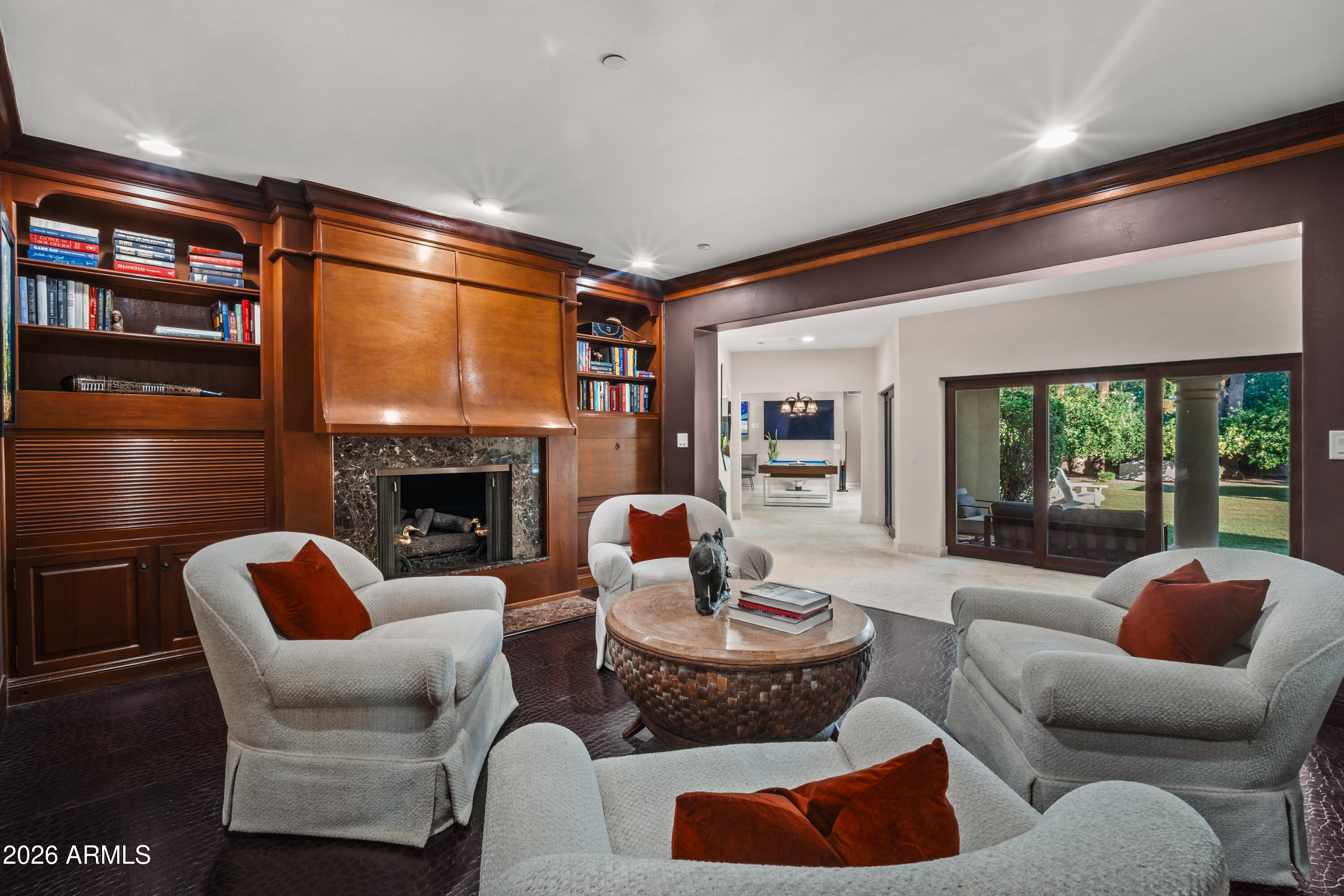 LA PLACE UNIT 1 - Residential