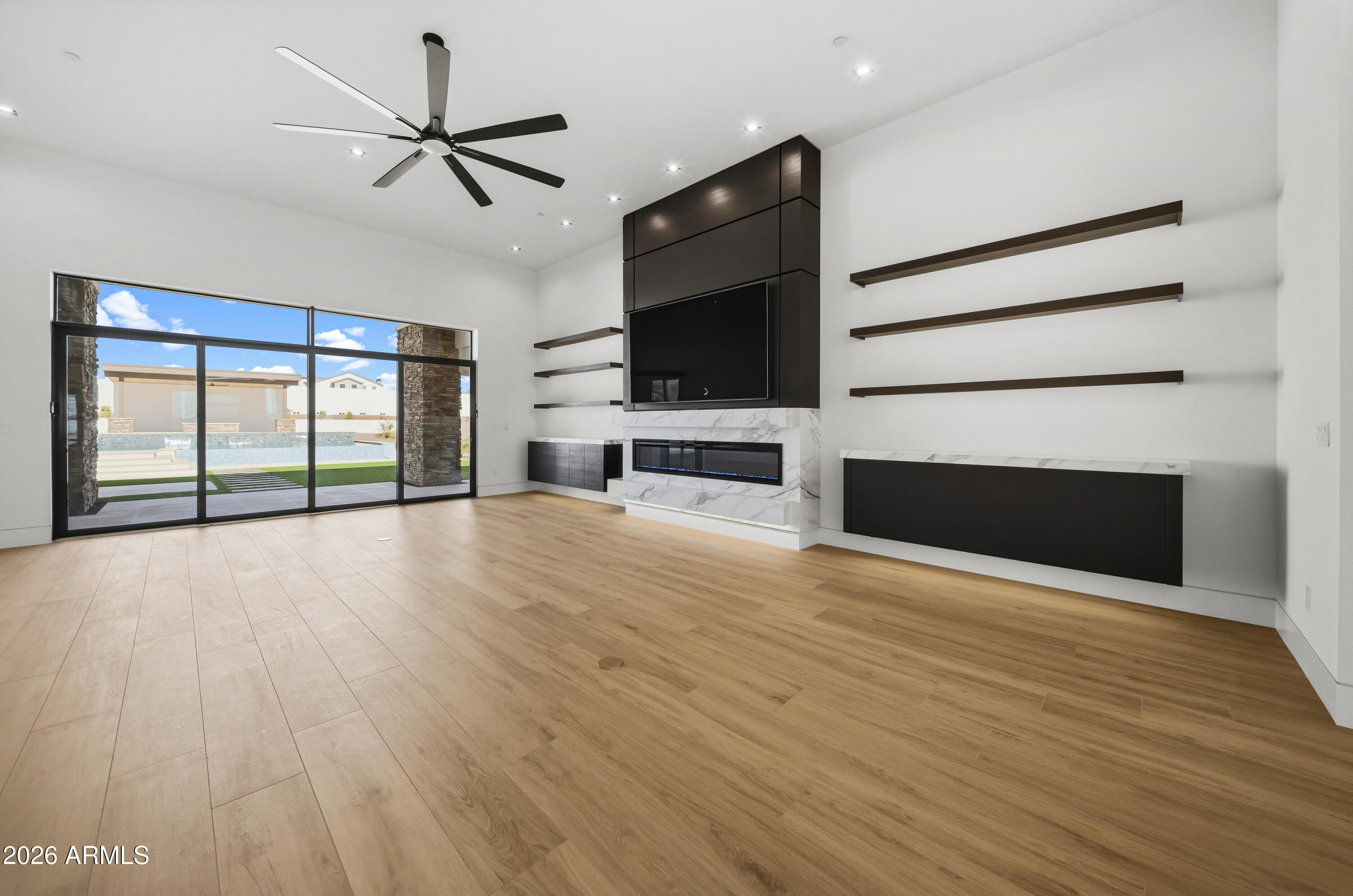 VERRADO PARCEL 3.101 - Residential