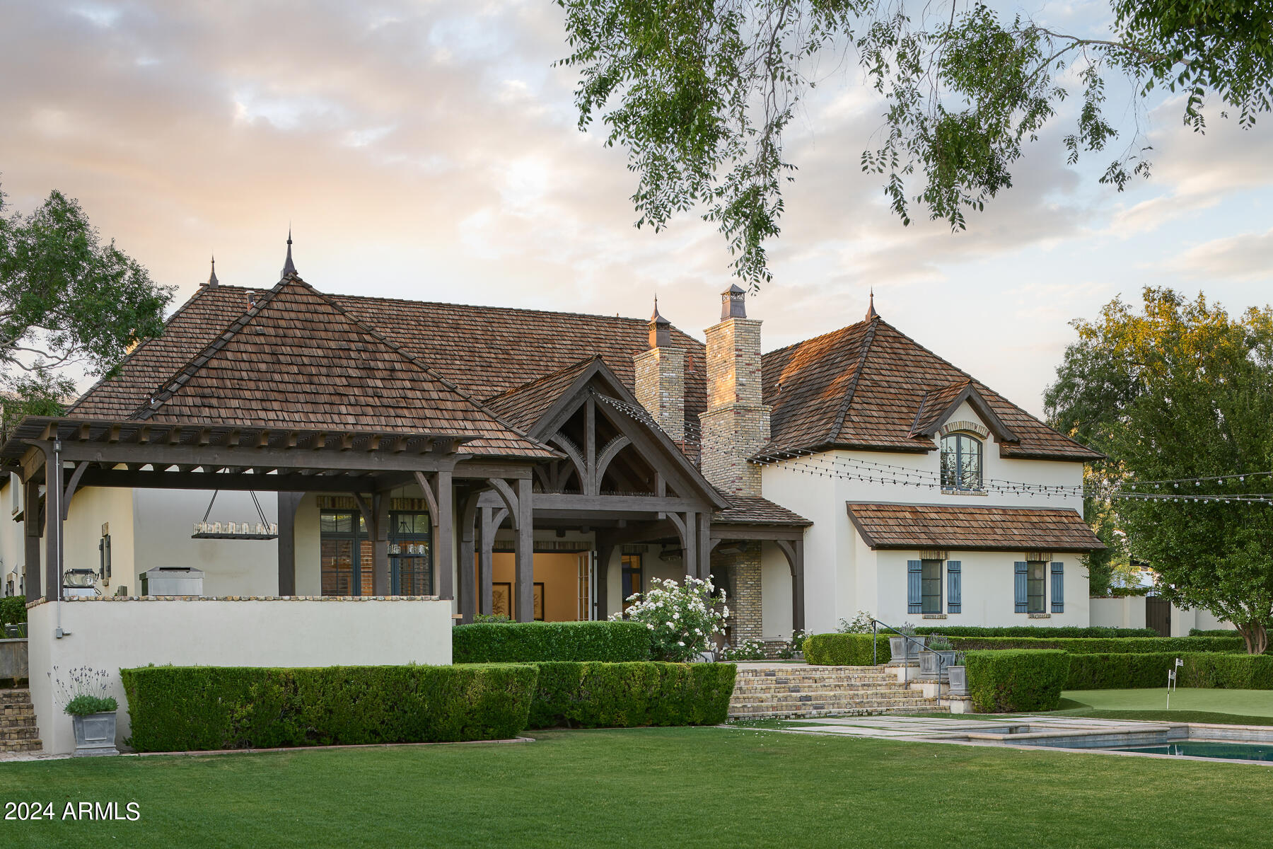 JOKAKE ESTATES - Residential