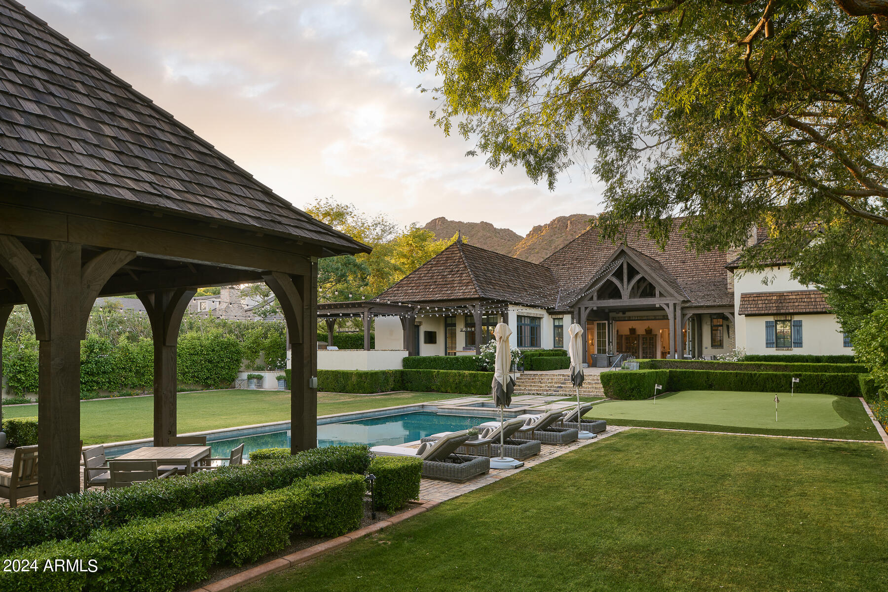 JOKAKE ESTATES - Residential