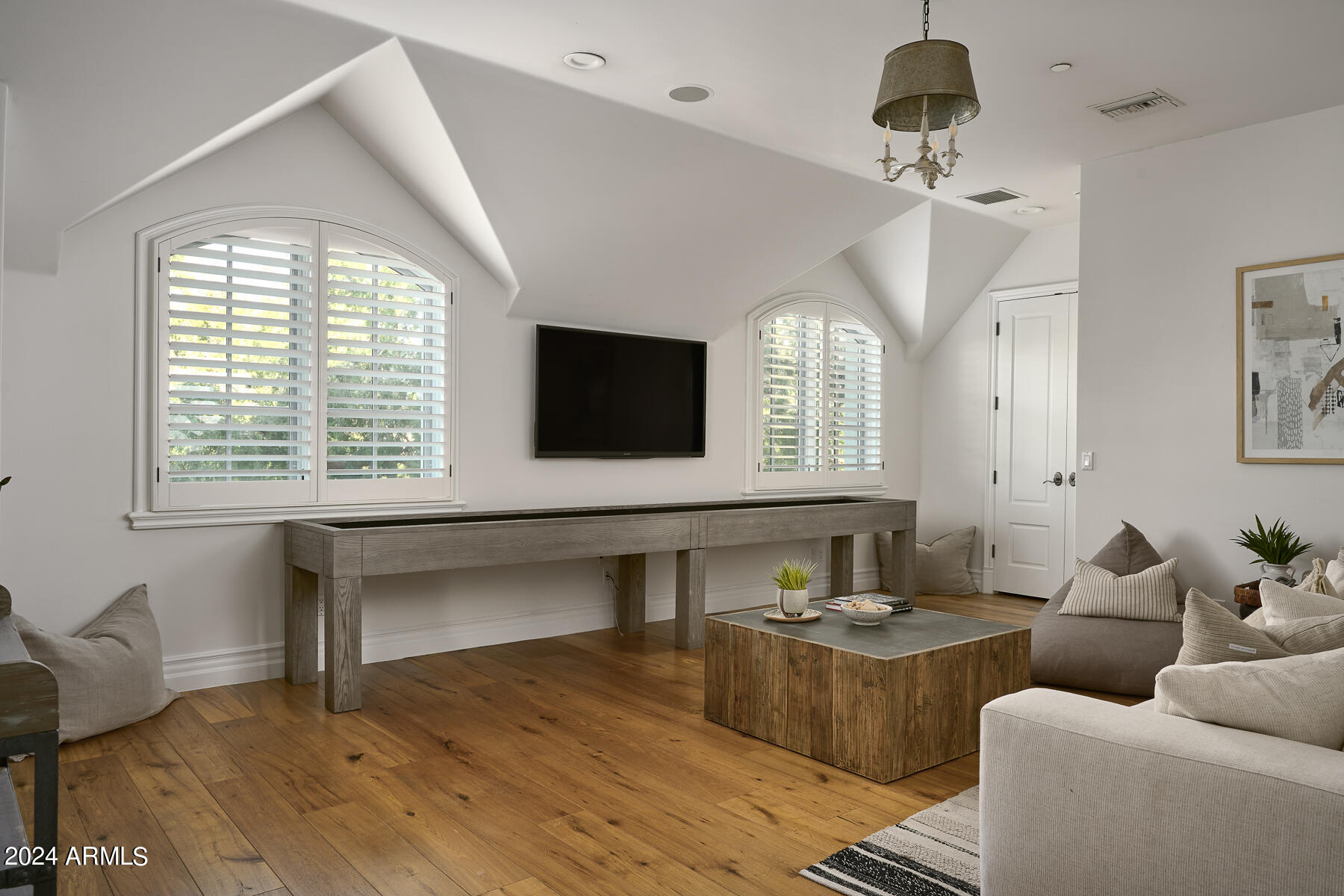 JOKAKE ESTATES - Residential