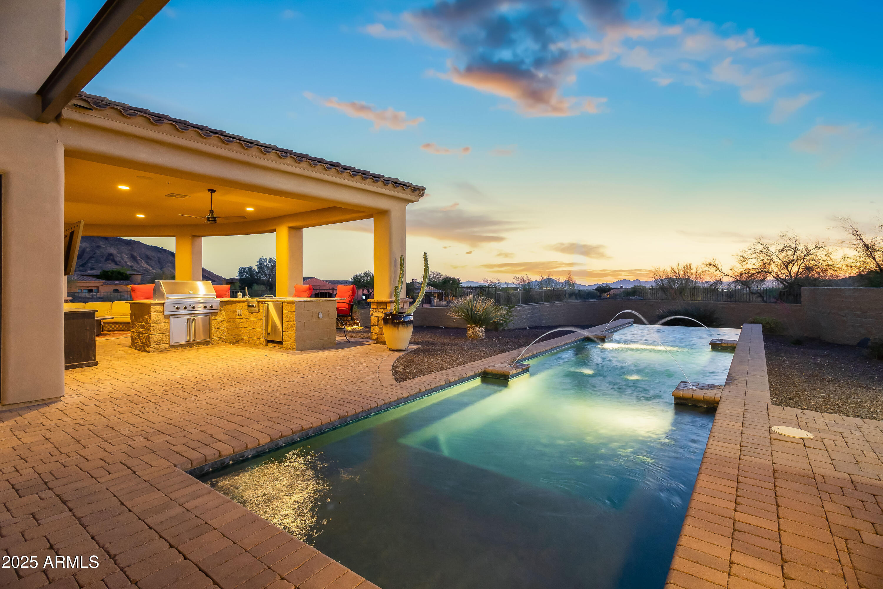 SCOTTSDALE MOUNTAIN ESTATES UNIT ONE - Residential