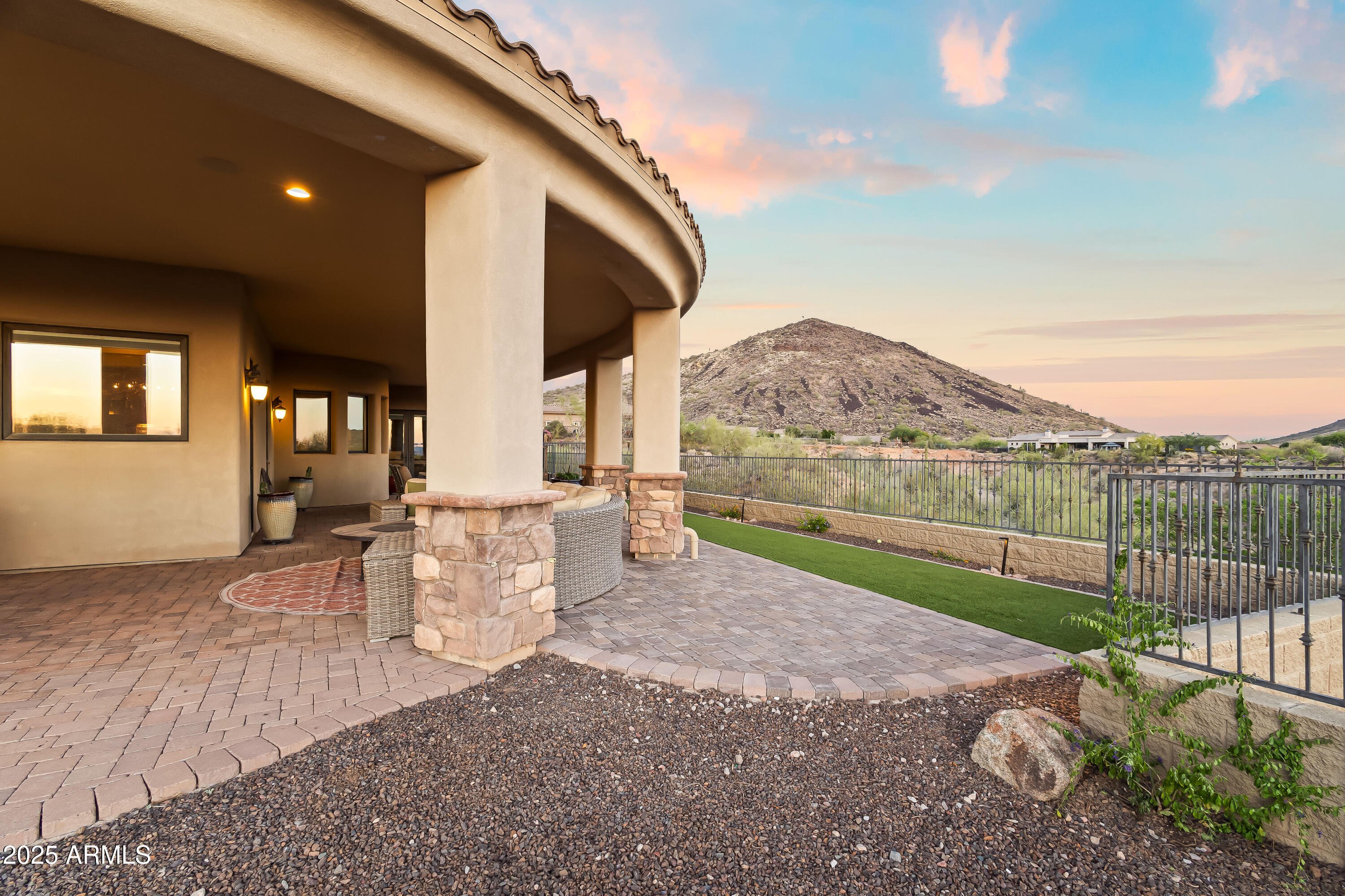 SCOTTSDALE MOUNTAIN ESTATES UNIT ONE - Residential