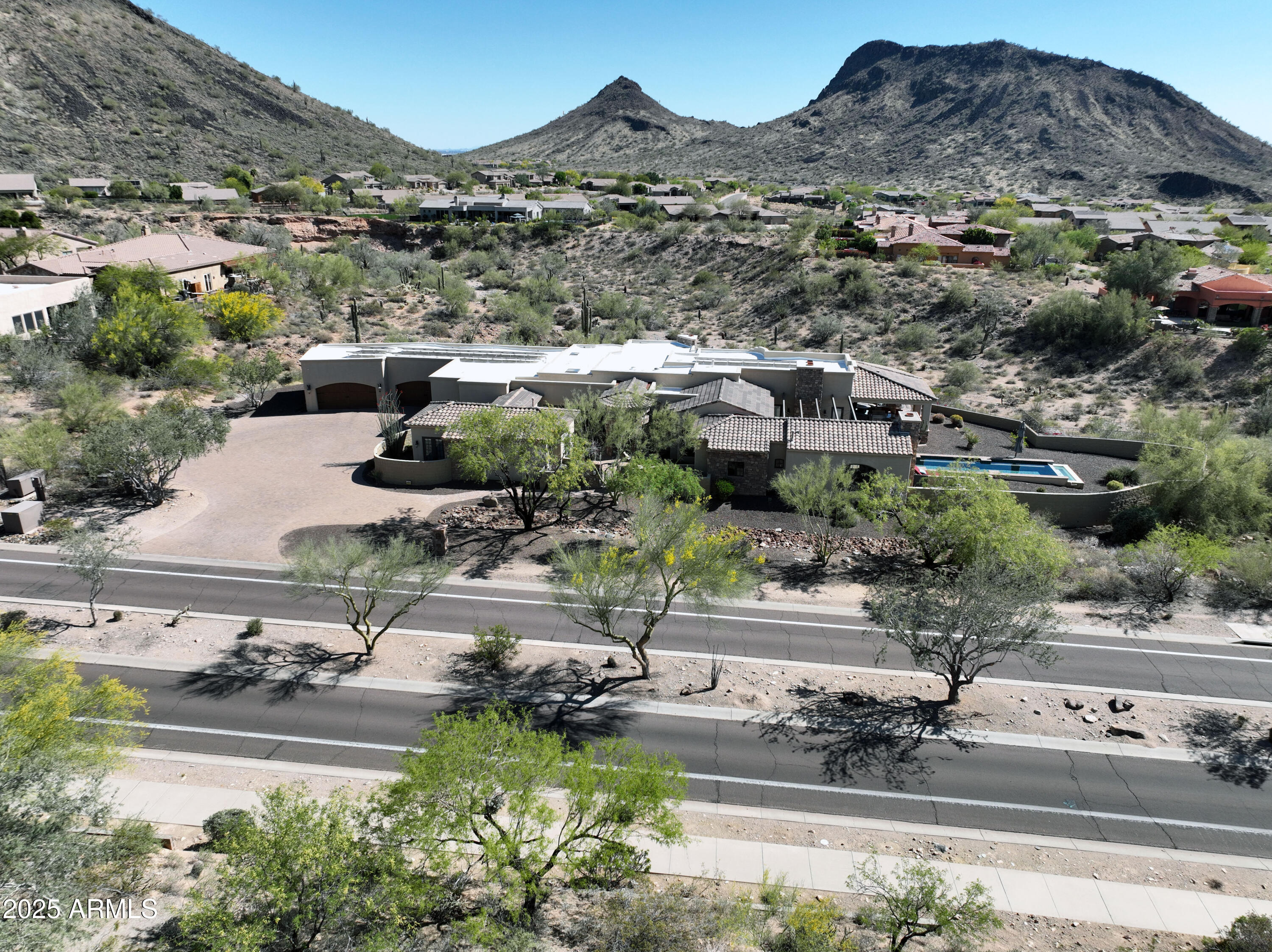 SCOTTSDALE MOUNTAIN ESTATES UNIT ONE - Residential