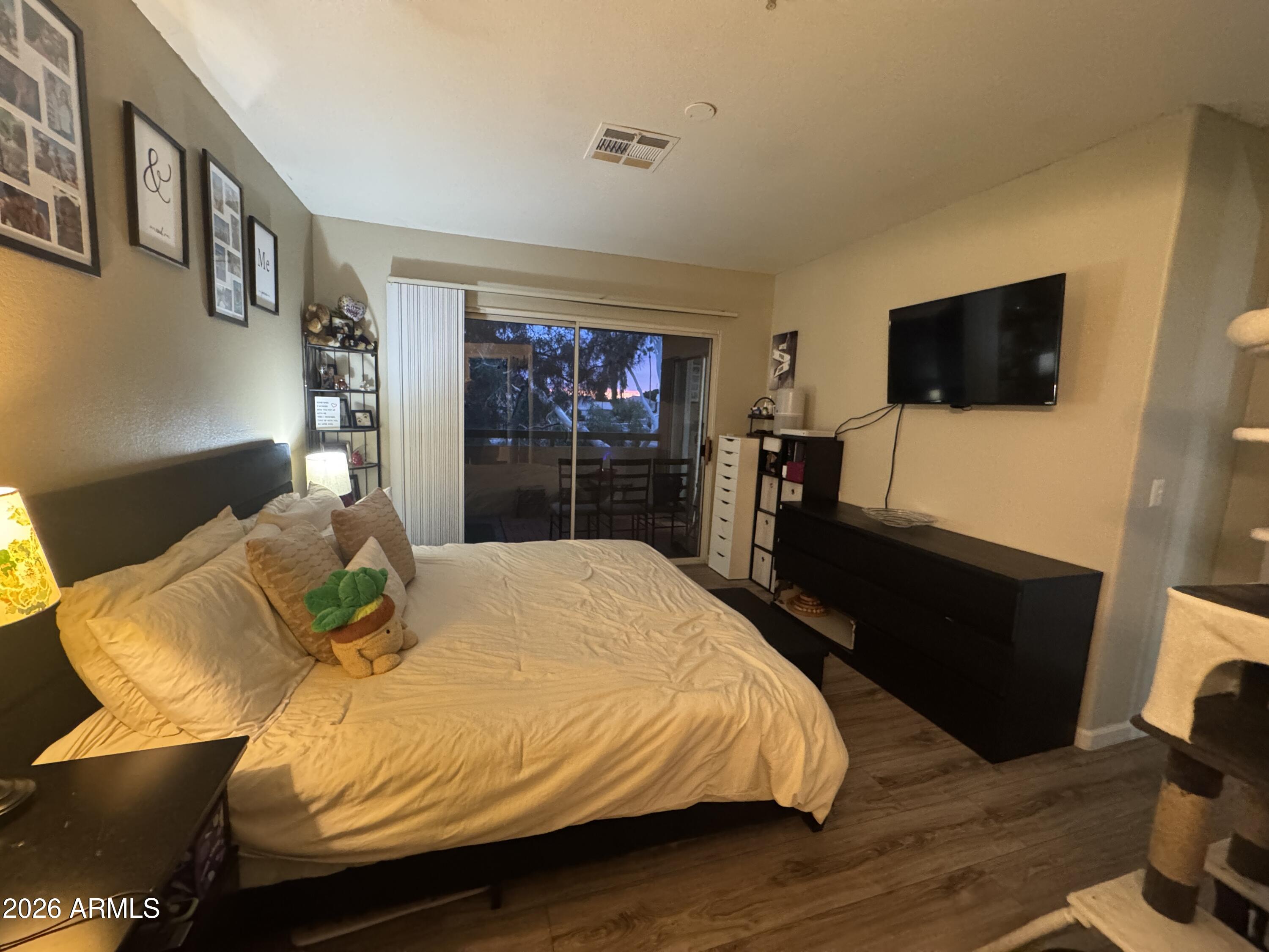 IKON HAYFIELD CONDOMINIUM - Residential