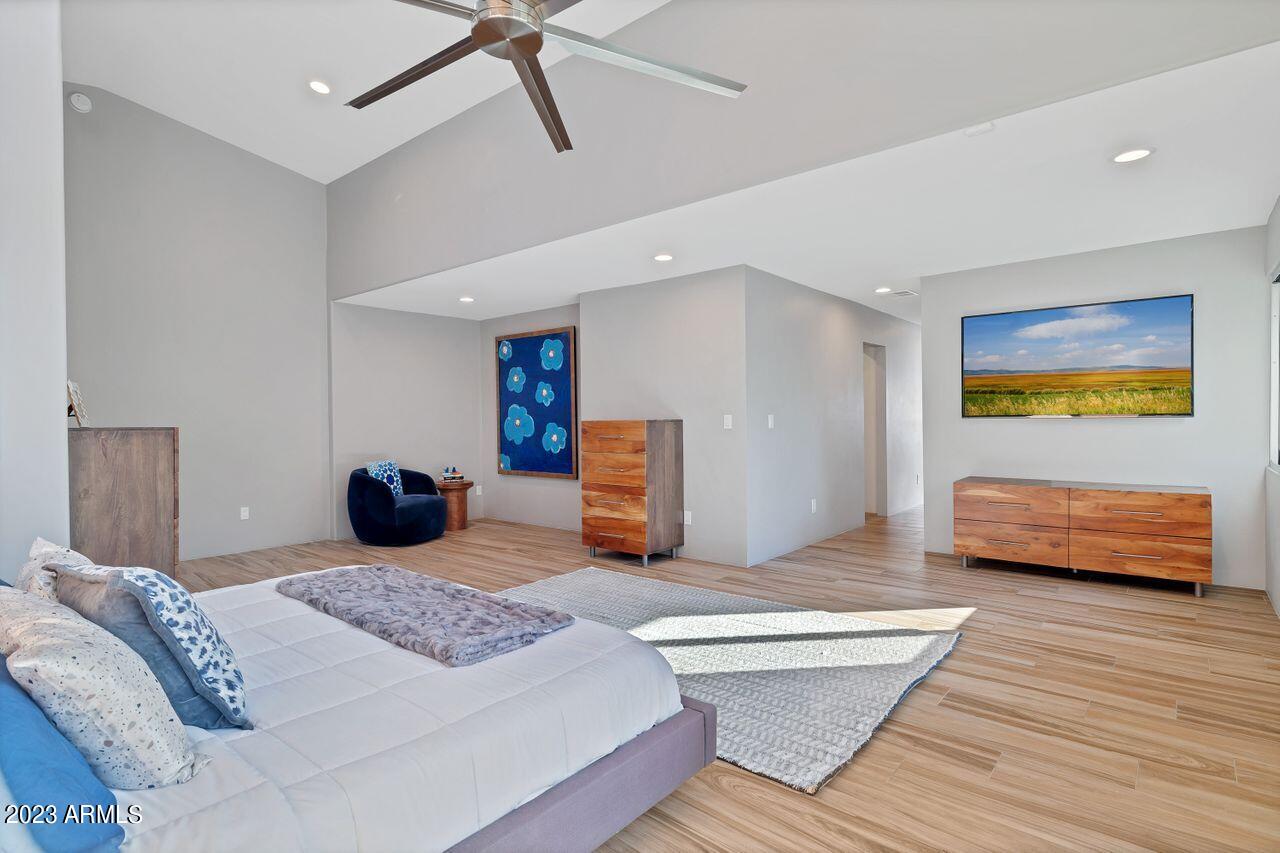 DEL RAY ESTATES - Residential