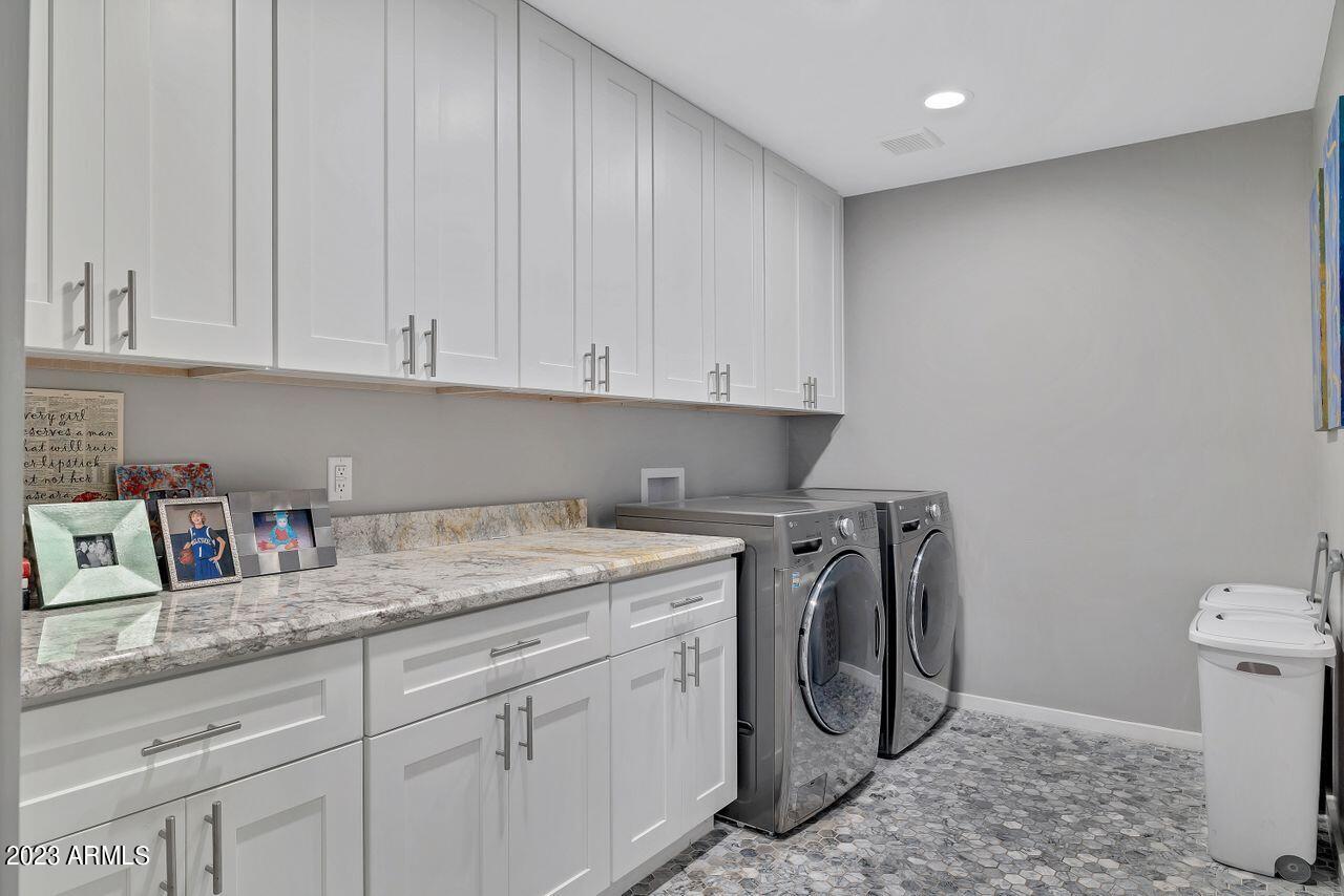 DEL RAY ESTATES - Residential