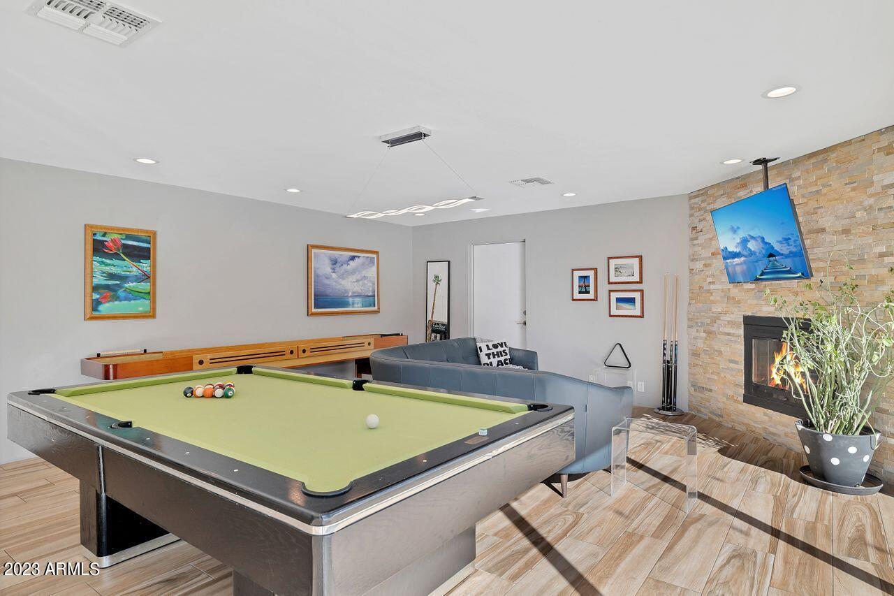 DEL RAY ESTATES - Residential