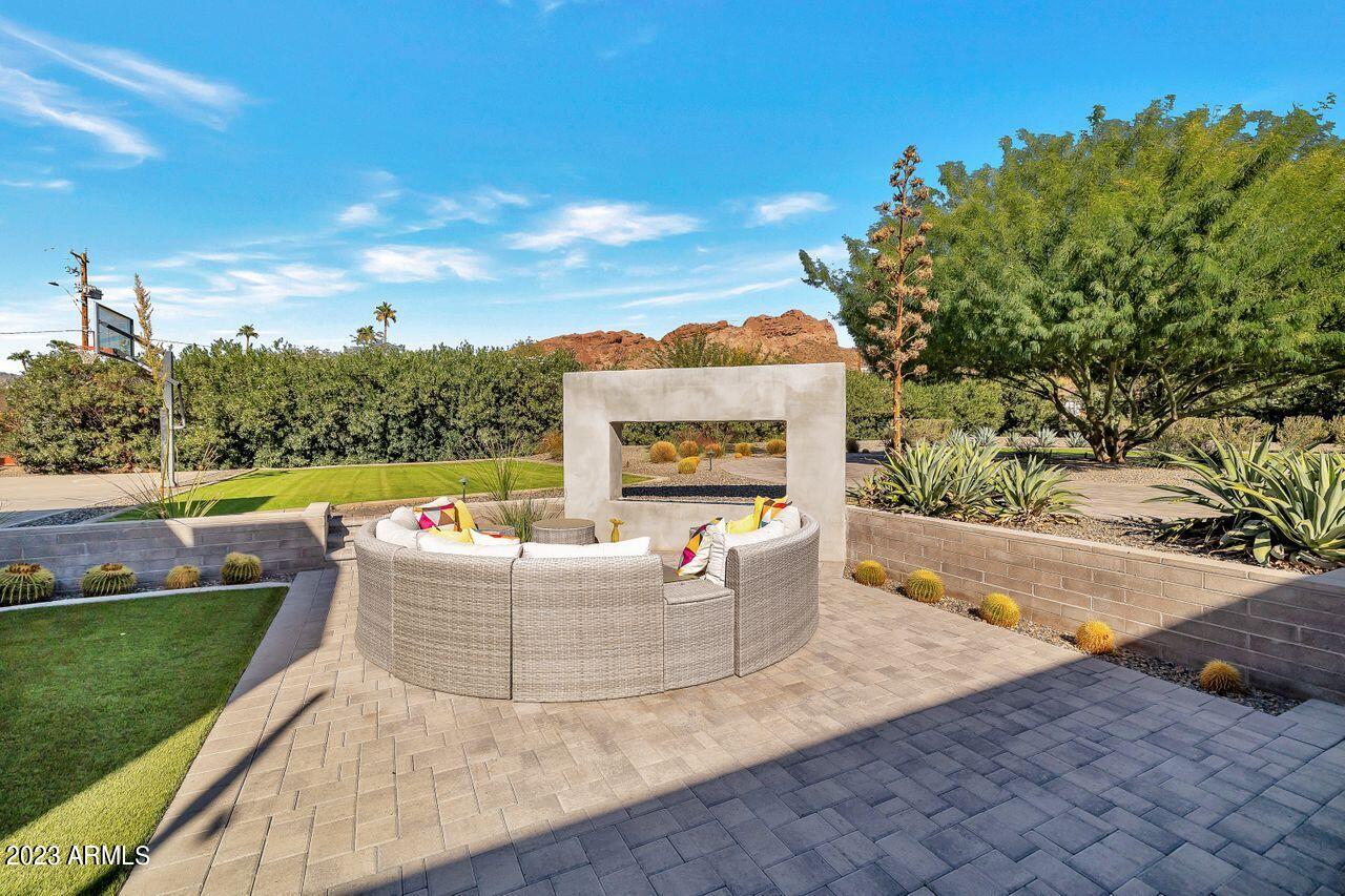 DEL RAY ESTATES - Residential