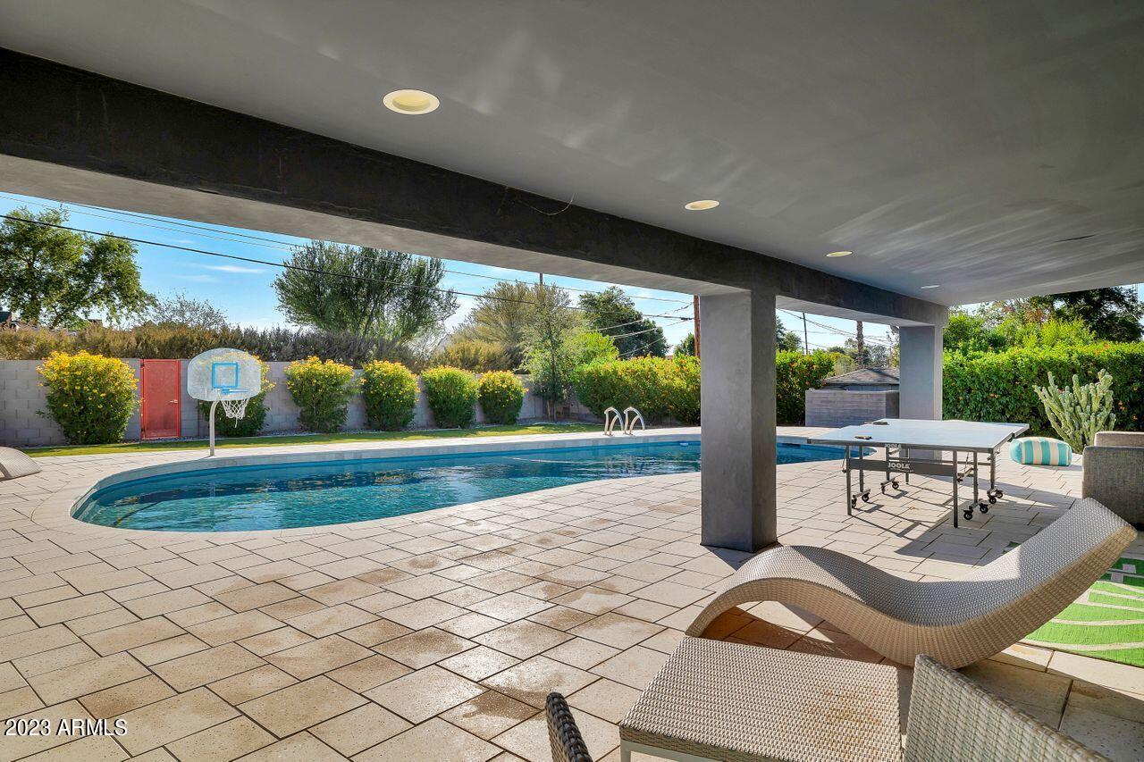 DEL RAY ESTATES - Residential