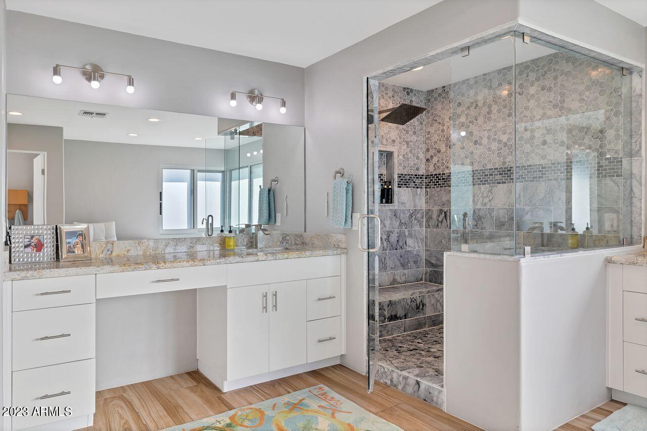 DEL RAY ESTATES - Residential