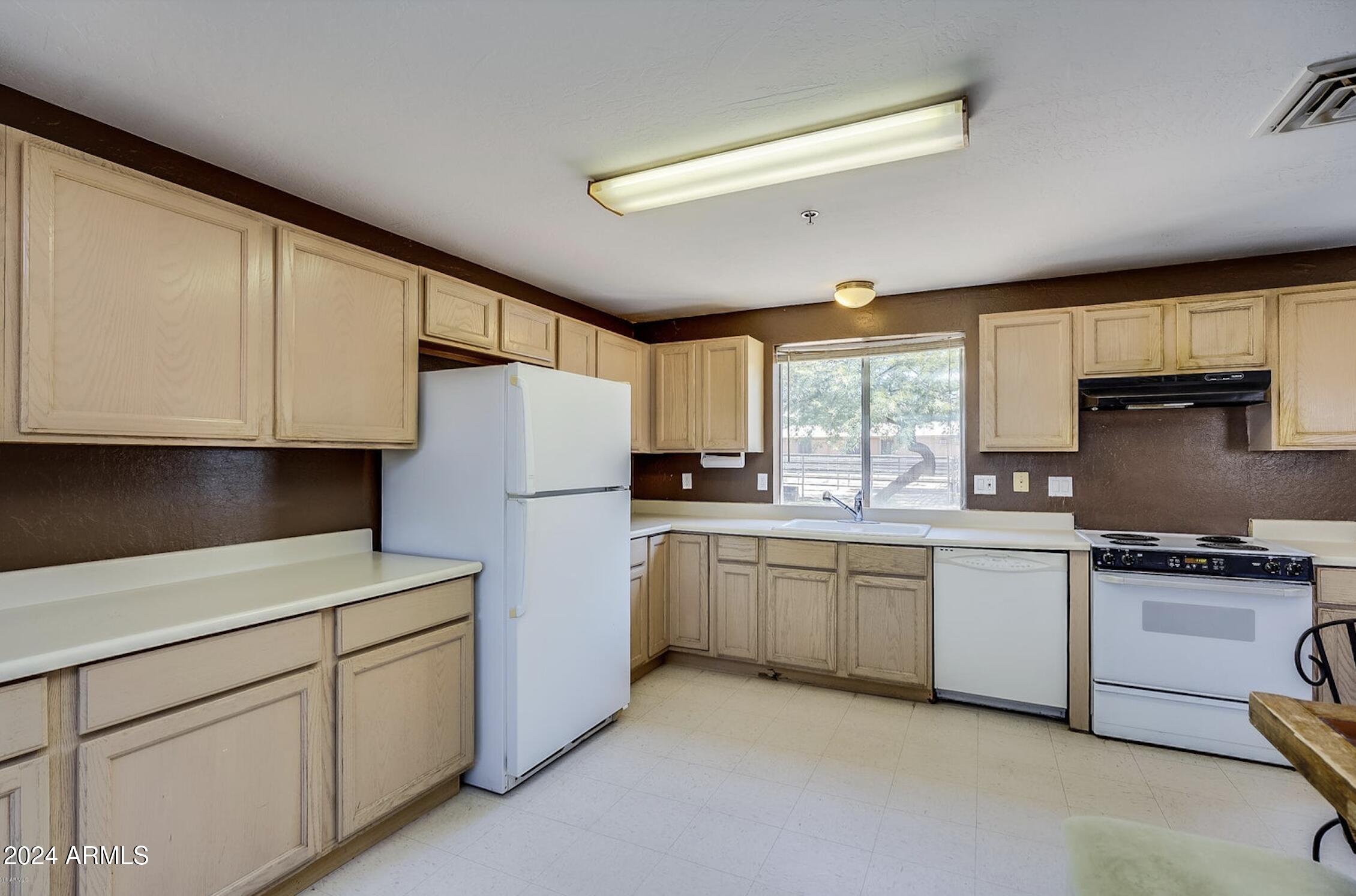 Equestrian Training Facility - Residential