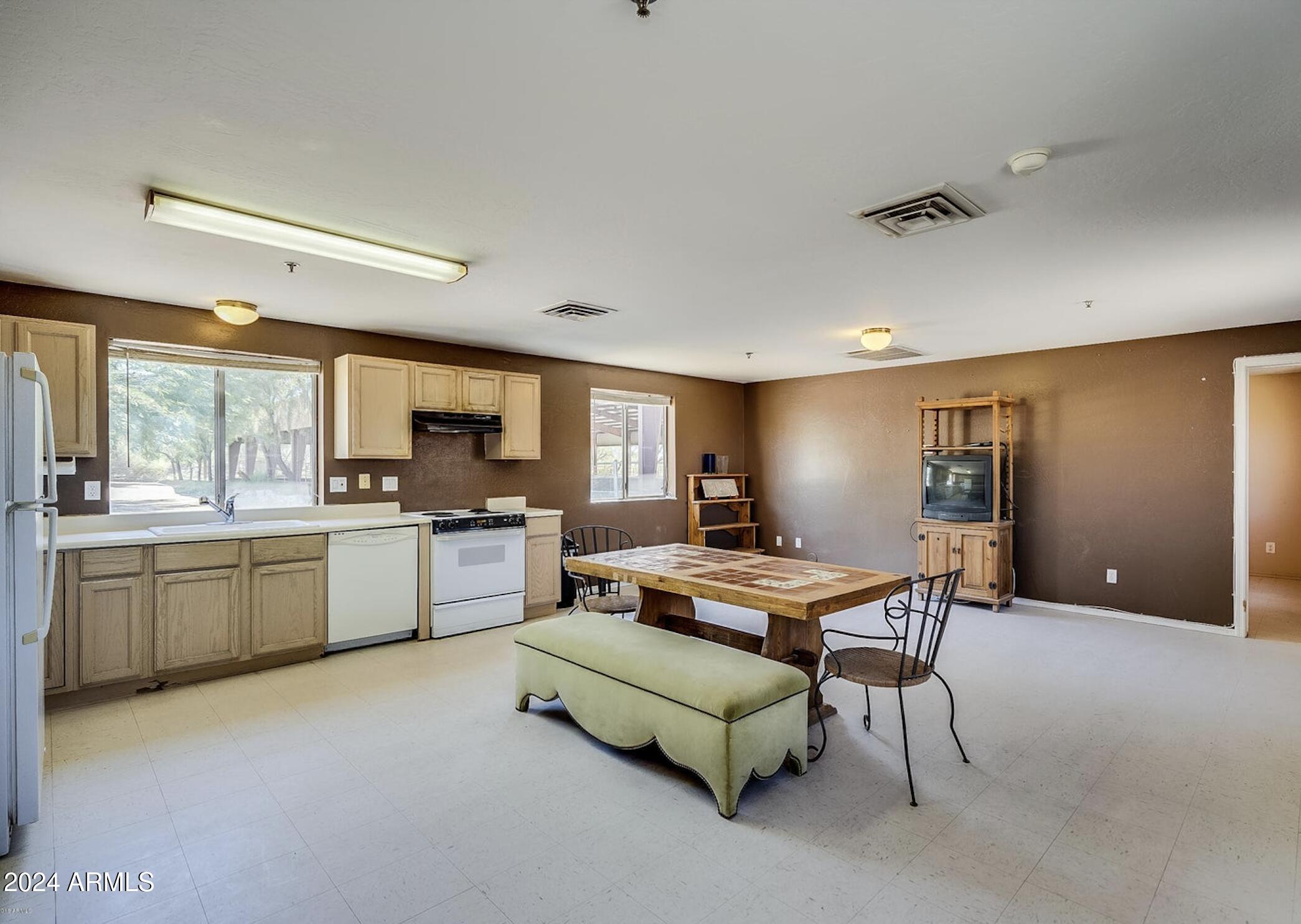 Equestrian Training Facility - Residential