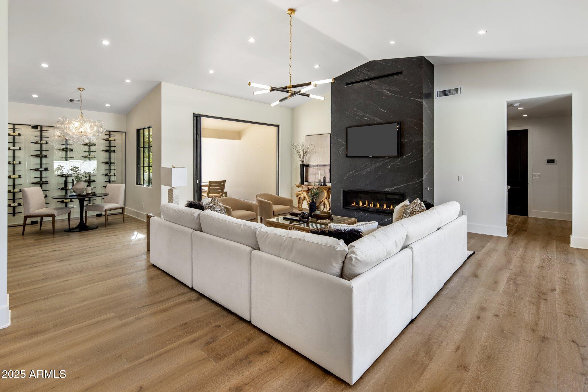 CHENEY MANOR LOT 1-8 - Residential
