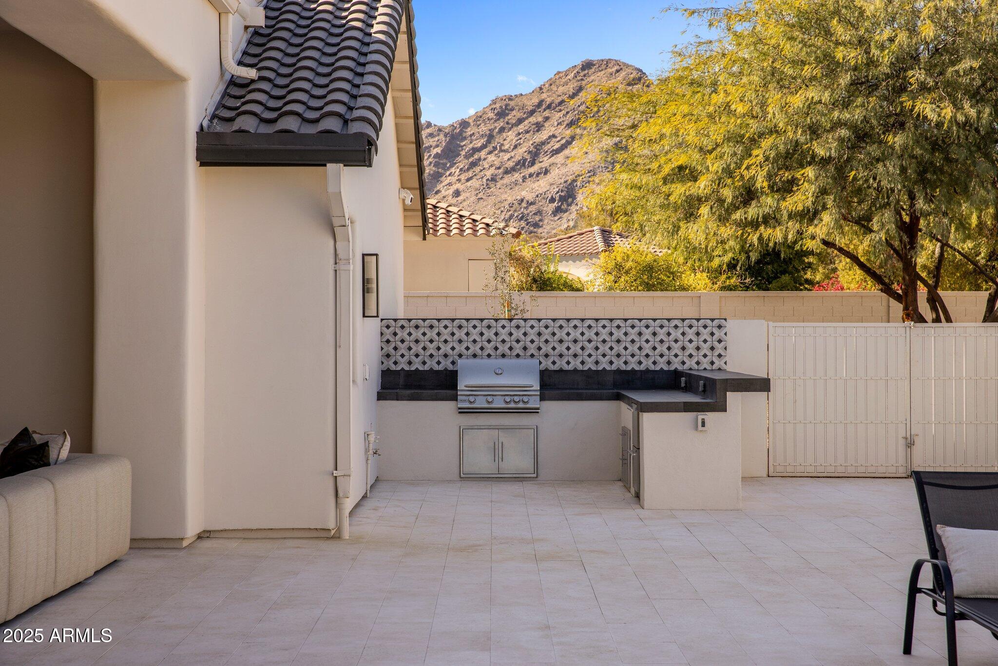 CHENEY MANOR LOT 1-8 - Residential
