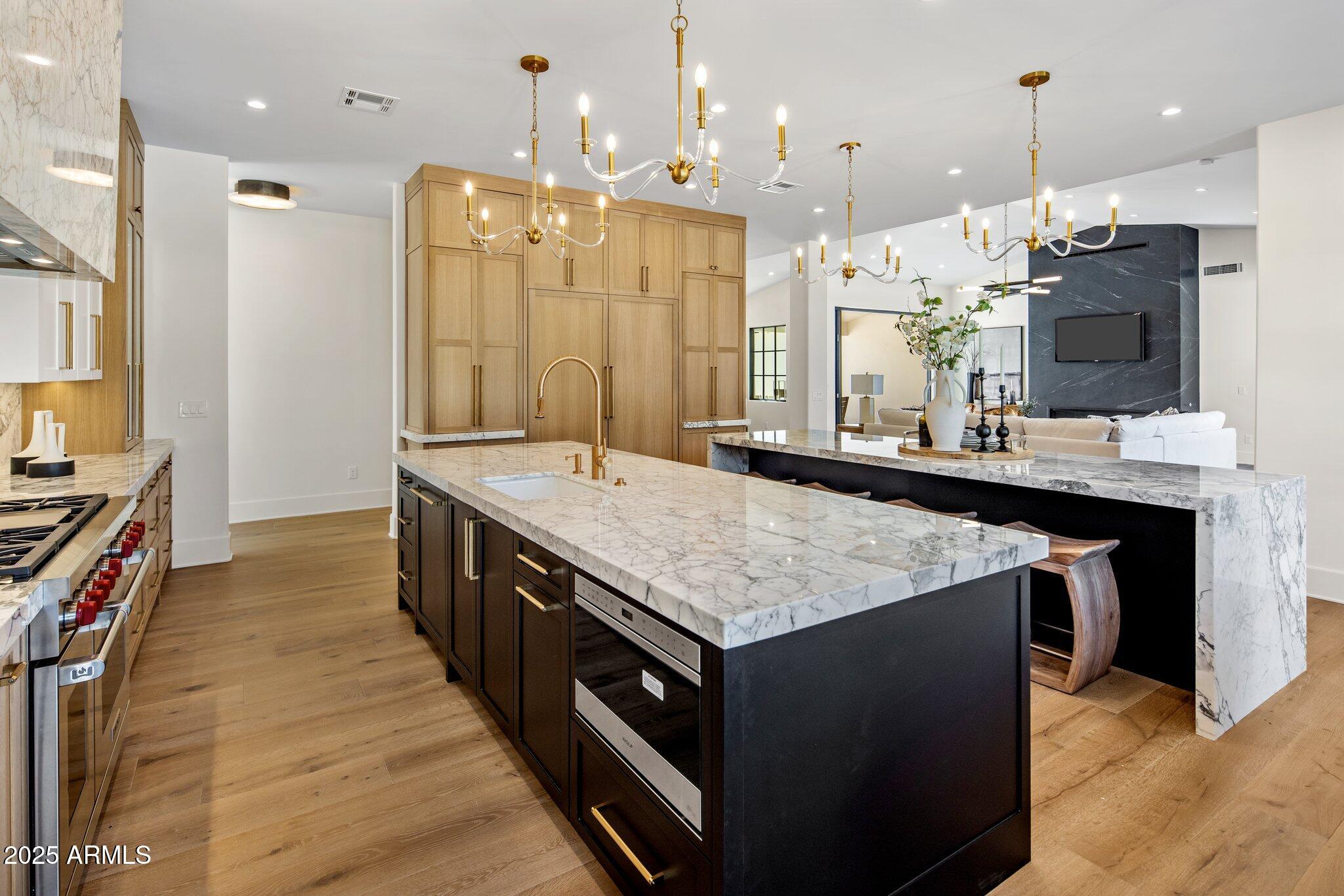 CHENEY MANOR LOT 1-8 - Residential