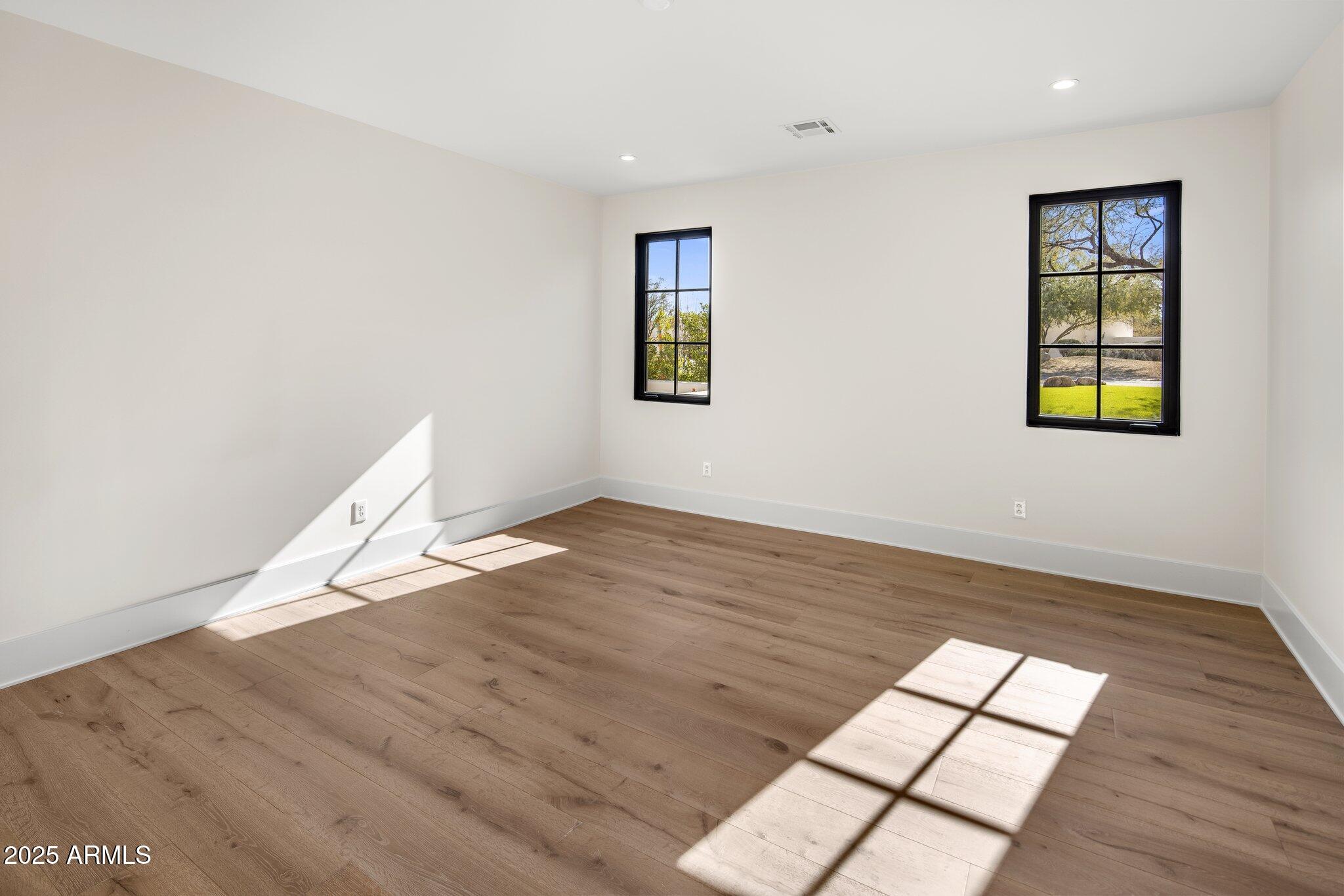 CHENEY MANOR LOT 1-8 - Residential
