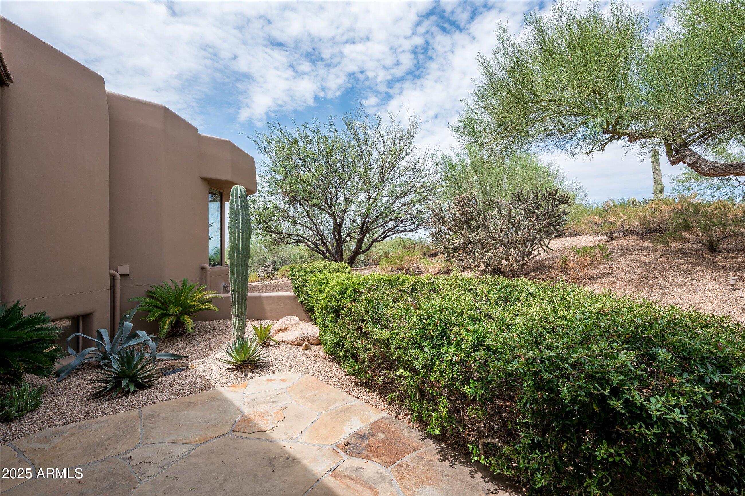 DESERT MOUNTAIN PHASE 2 UNIT 11 LOT 1-63 TR A-E - Residential