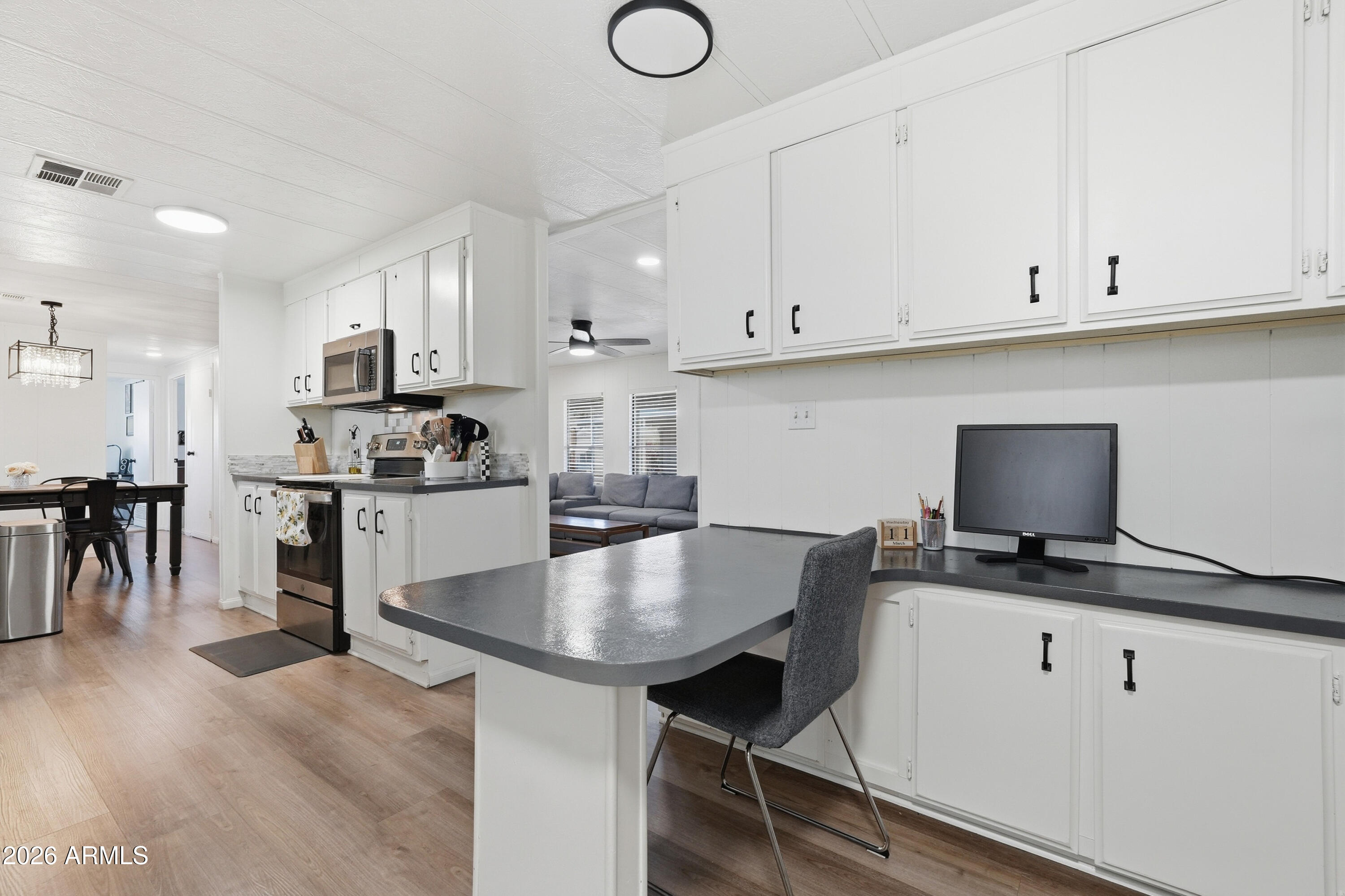 Tempe Cascade Mobile Home Estates - Residential