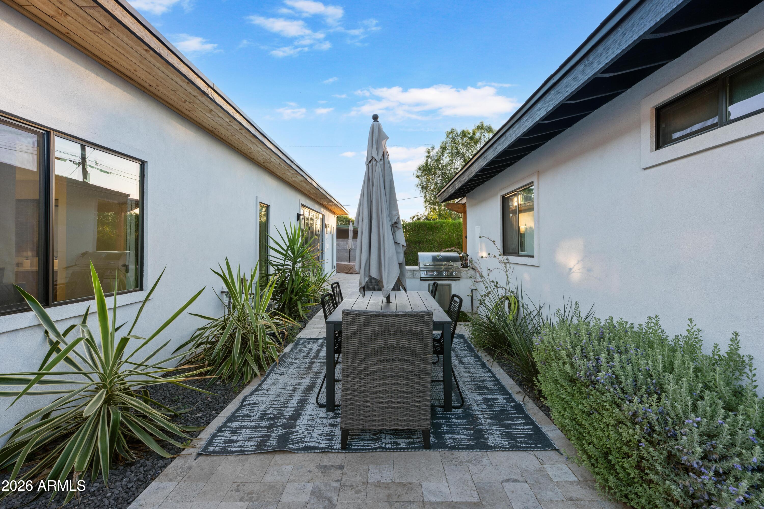 SCOTTSDALE ESTATES 14 LOTS 1845-1925 - Residential Lease